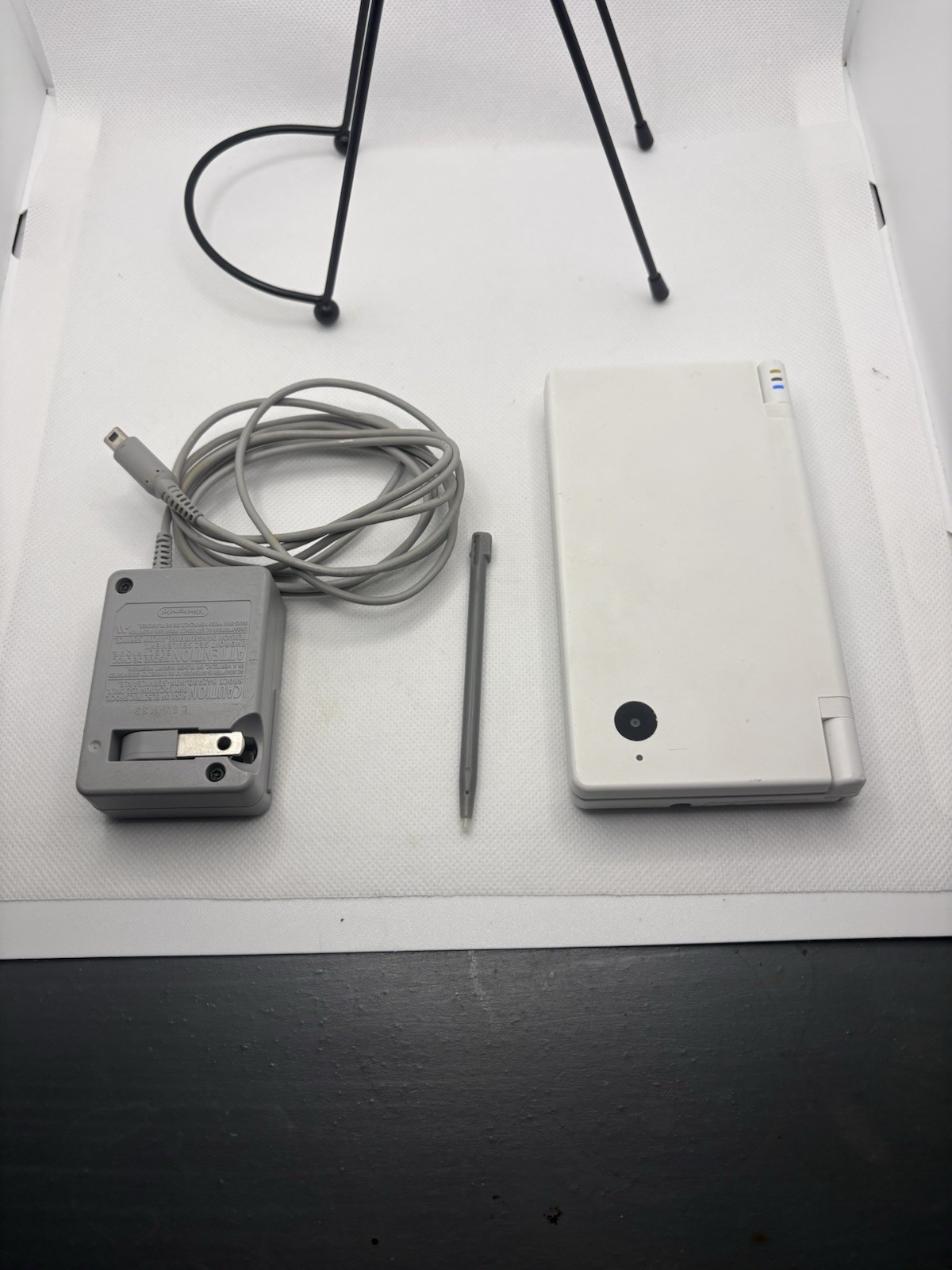 Nintendo DSi White Console Bundle TWL-001 Tested OEM Charger Stylus