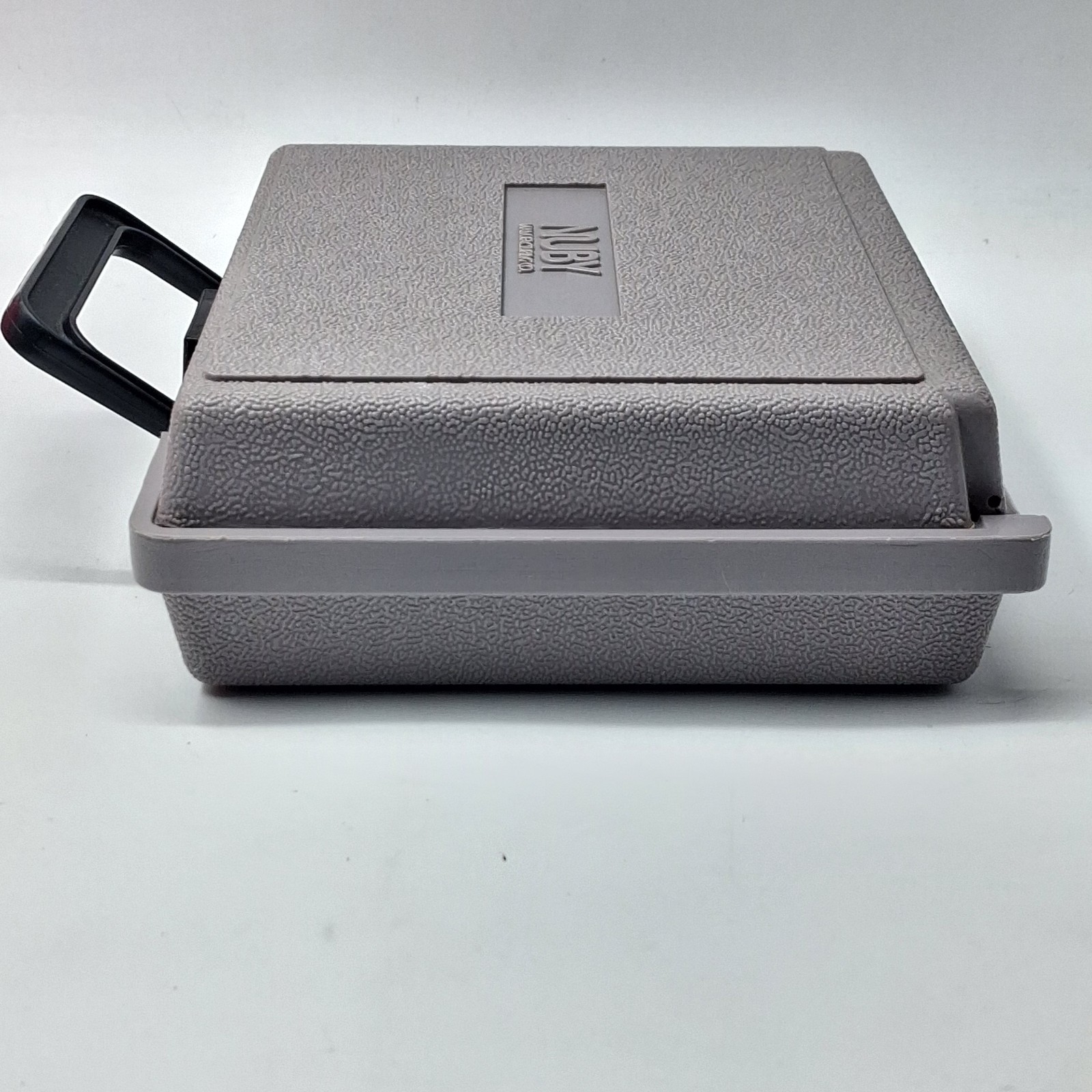 Nintendo Game Boy Hard Shell Carry Case Travel Case Nuby Gray With Handle