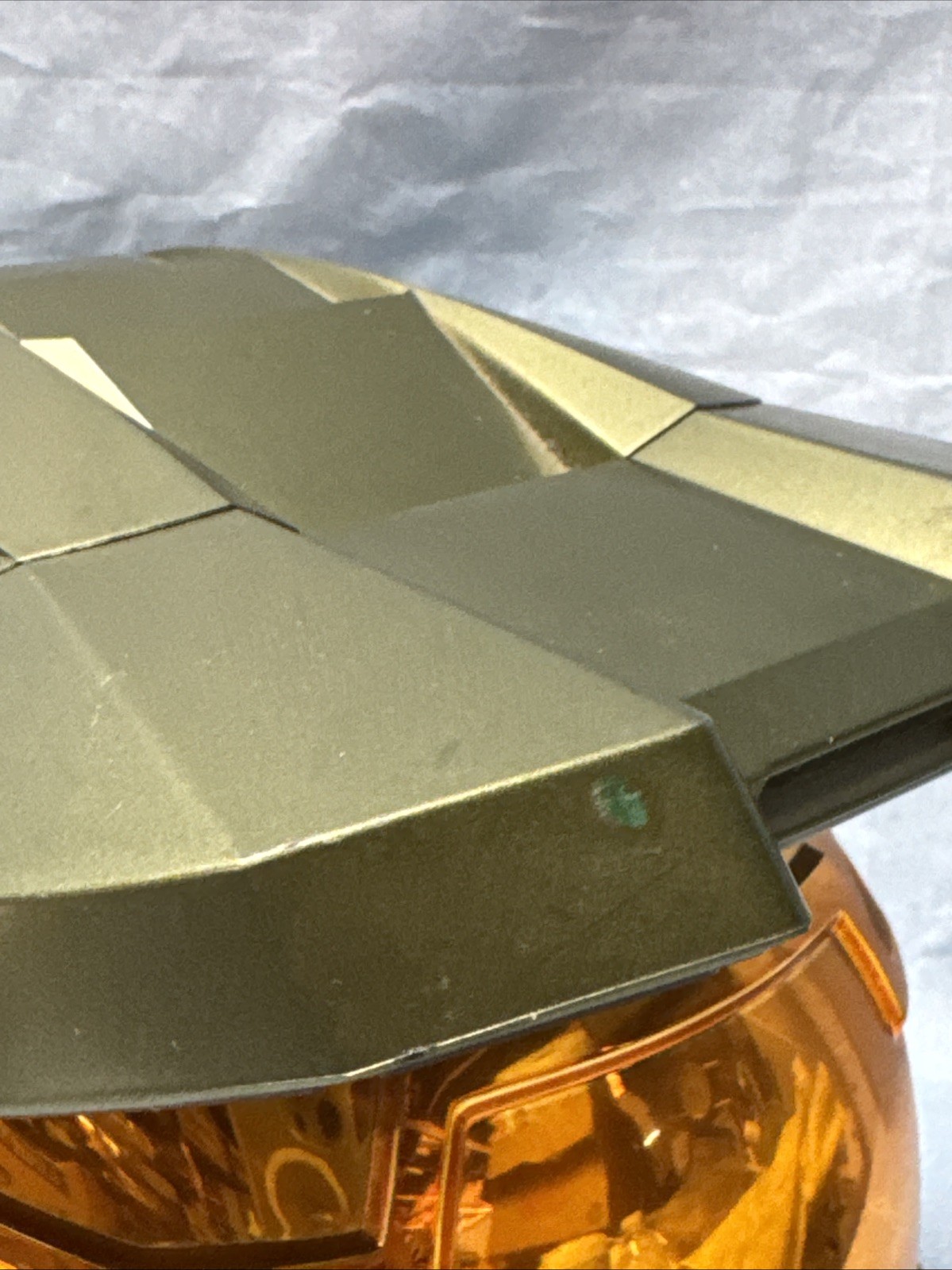 HALO 3 LEGENDARY EDITION MASTER CHIEF HELMET WITH BASE STAND AND GAME NO BOX