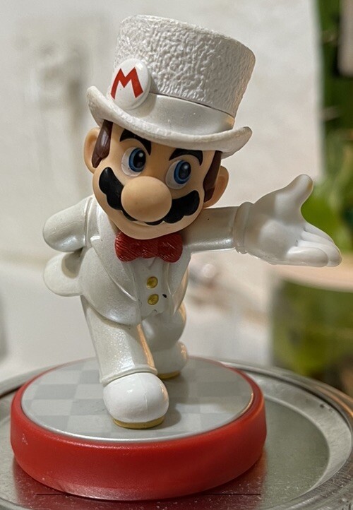 Mario + Peach + Bowser – Wedding 3 Pack Super Mario Oddysey Amiibo Used