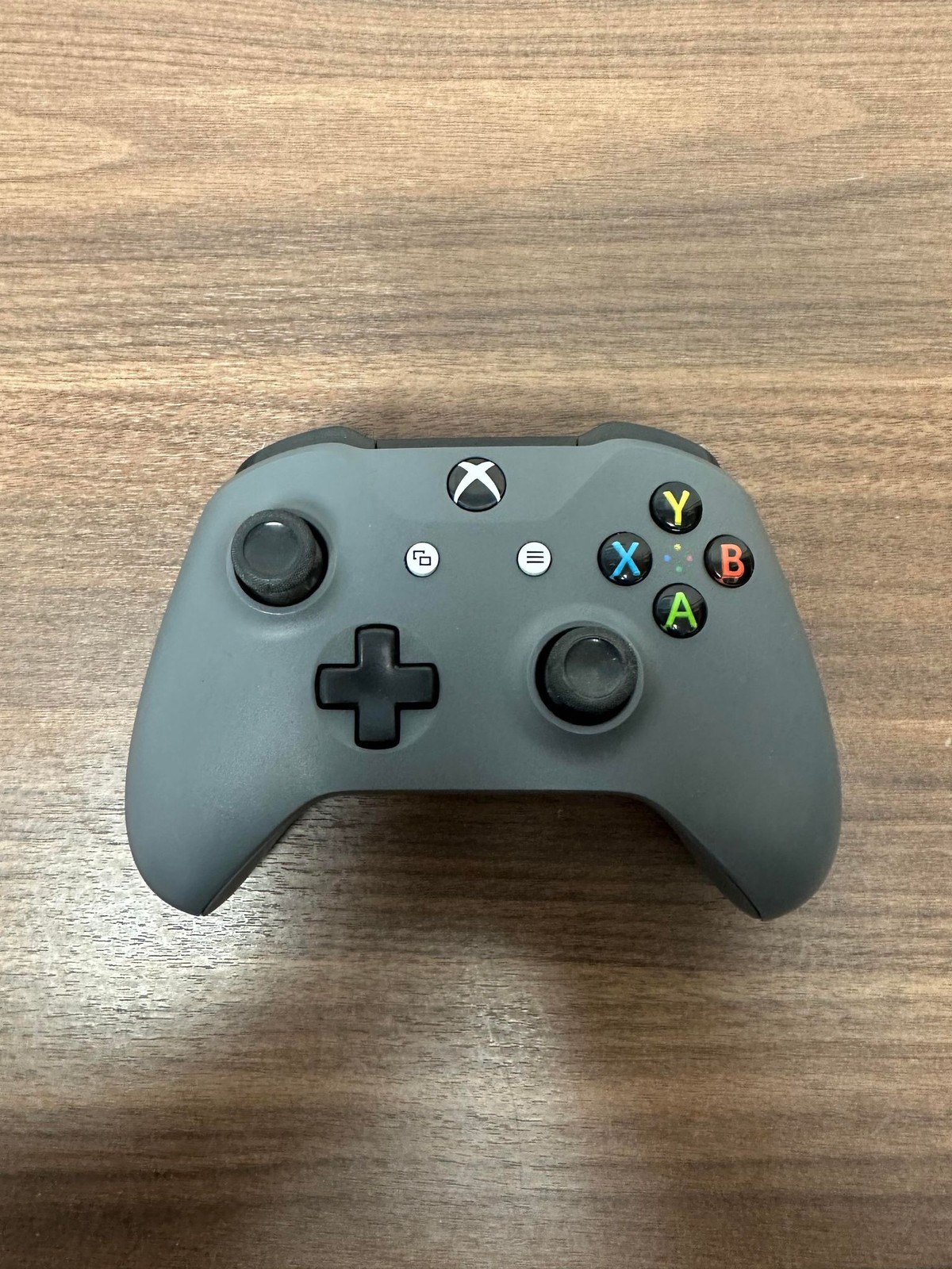 Microsoft OEM Xbox One Gray And Black Wireless Controller Model 1708 9E