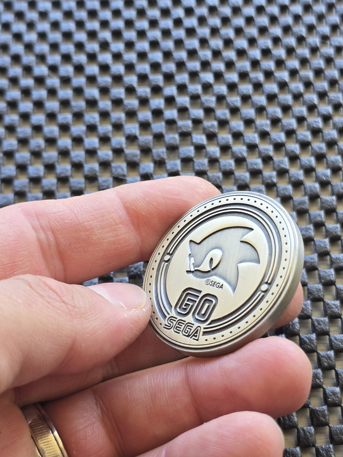 Sonic Hedgehog GO SEGA 60th Anniversary Coin Medal Rare GENESIS SATURN DREAMCAST