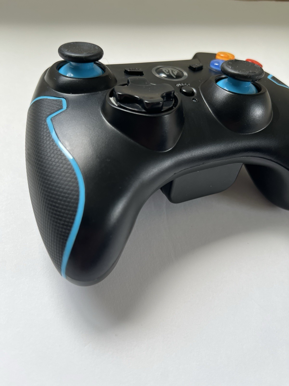 EasySMX E-9013 Wireless Controller for PC & Android Bluetooth Black Untested