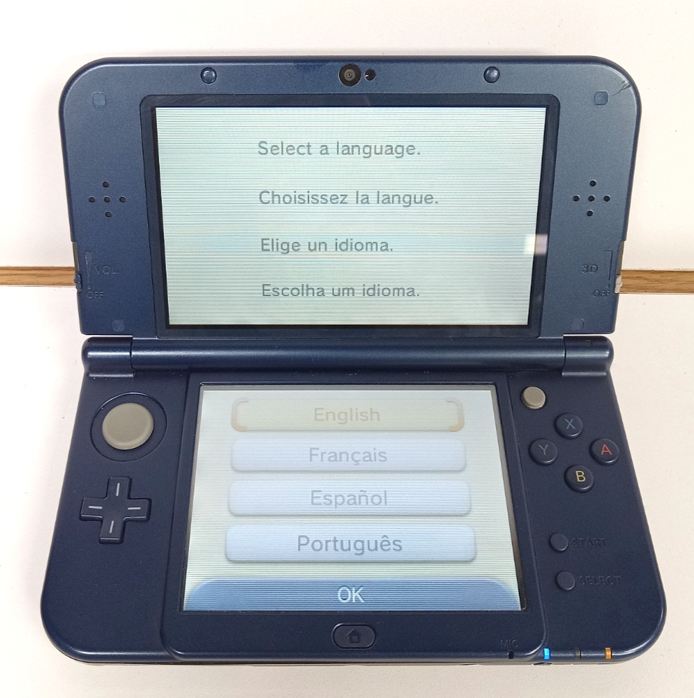 Nintendo New 3DS XL Handheld Console (Galaxy) – FOR PARTS, READ DESCRIPTION!