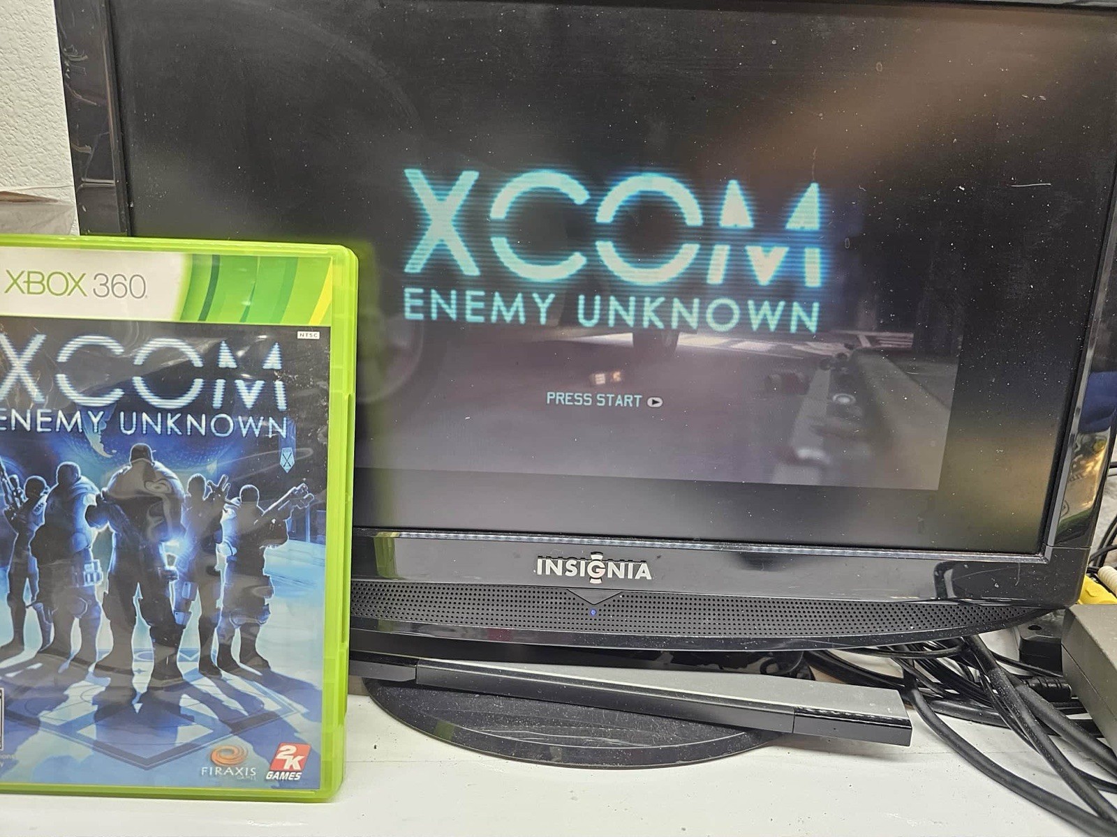 X-Com: Enemy Unknown (Microsoft Xbox 360, 2012) Game Case Manual Insert – Tested