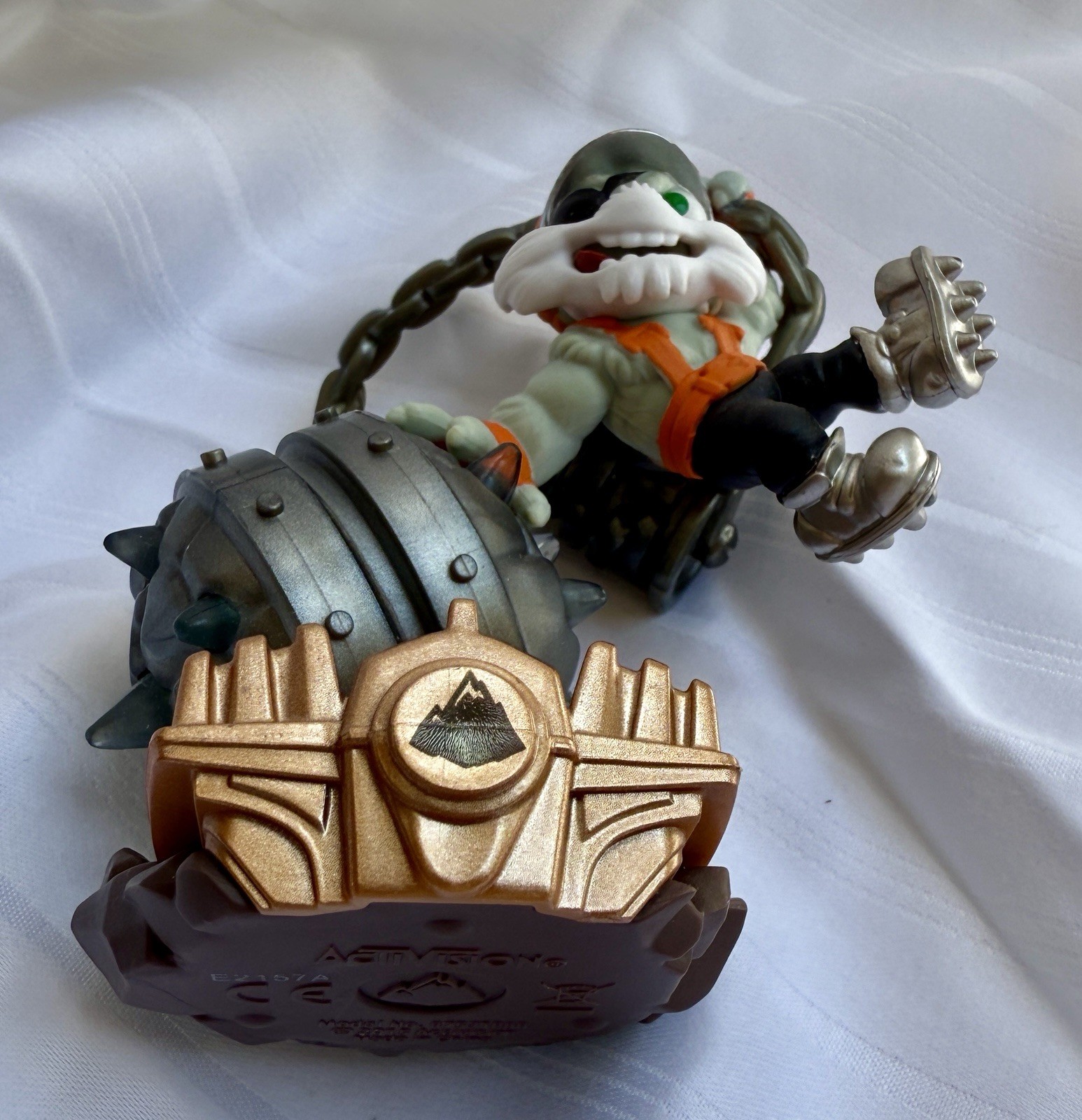 Skylanders Superchargers Smash Hit Character Figure Earth