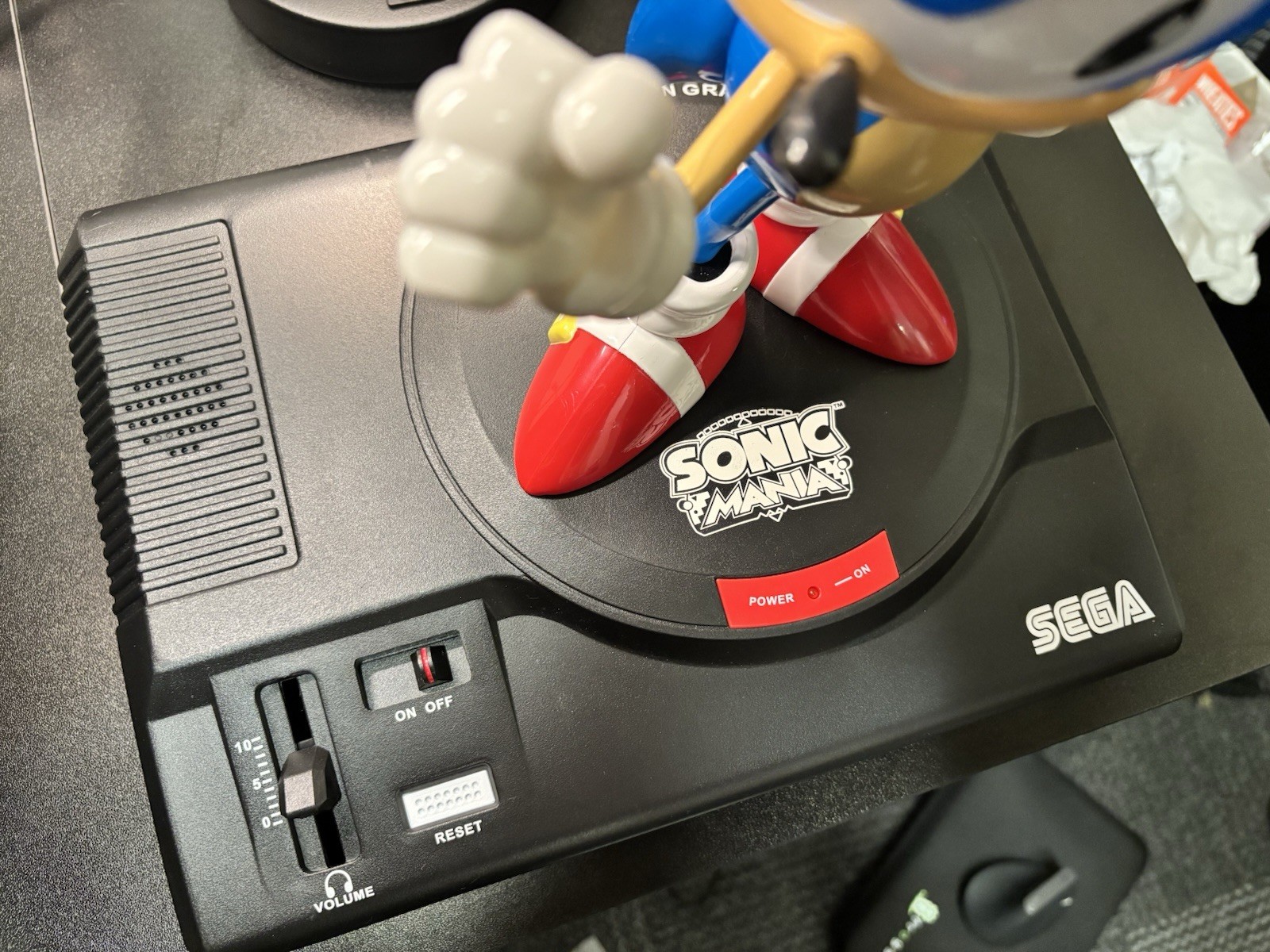 Sonic Mania Collector’s Edition + Sonic Mania Plus Bundle (Nintendo Switch)