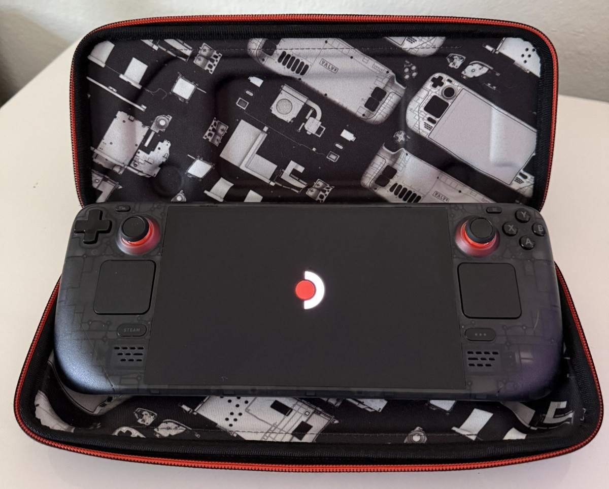 Steam Deck OLED 1TB Limited Edition Smoky Translucent Excellent +Cases +Charger