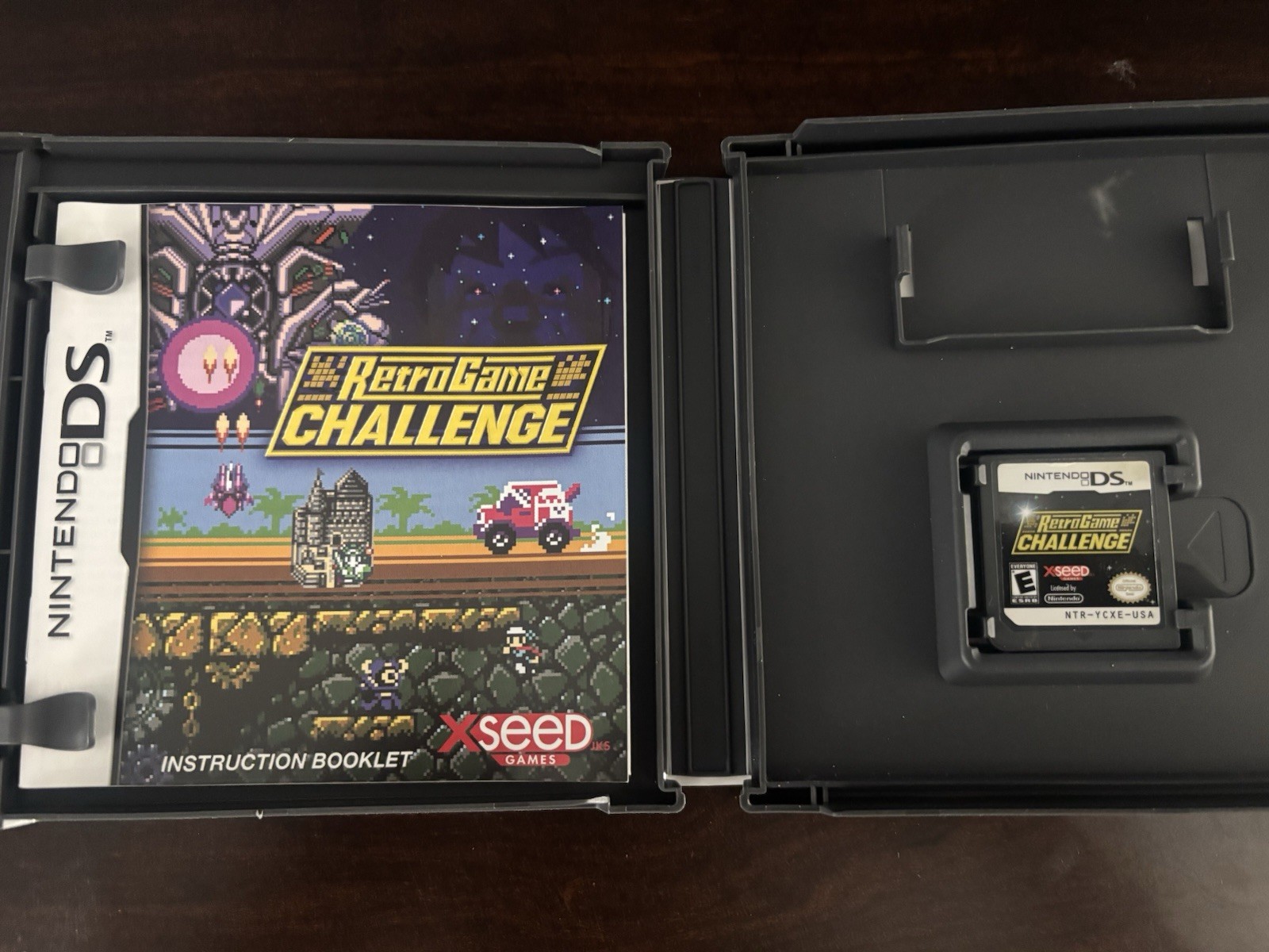 Retro Game Challenge for Nintendo DS 2009 Complete CIB, Tested, Authentic