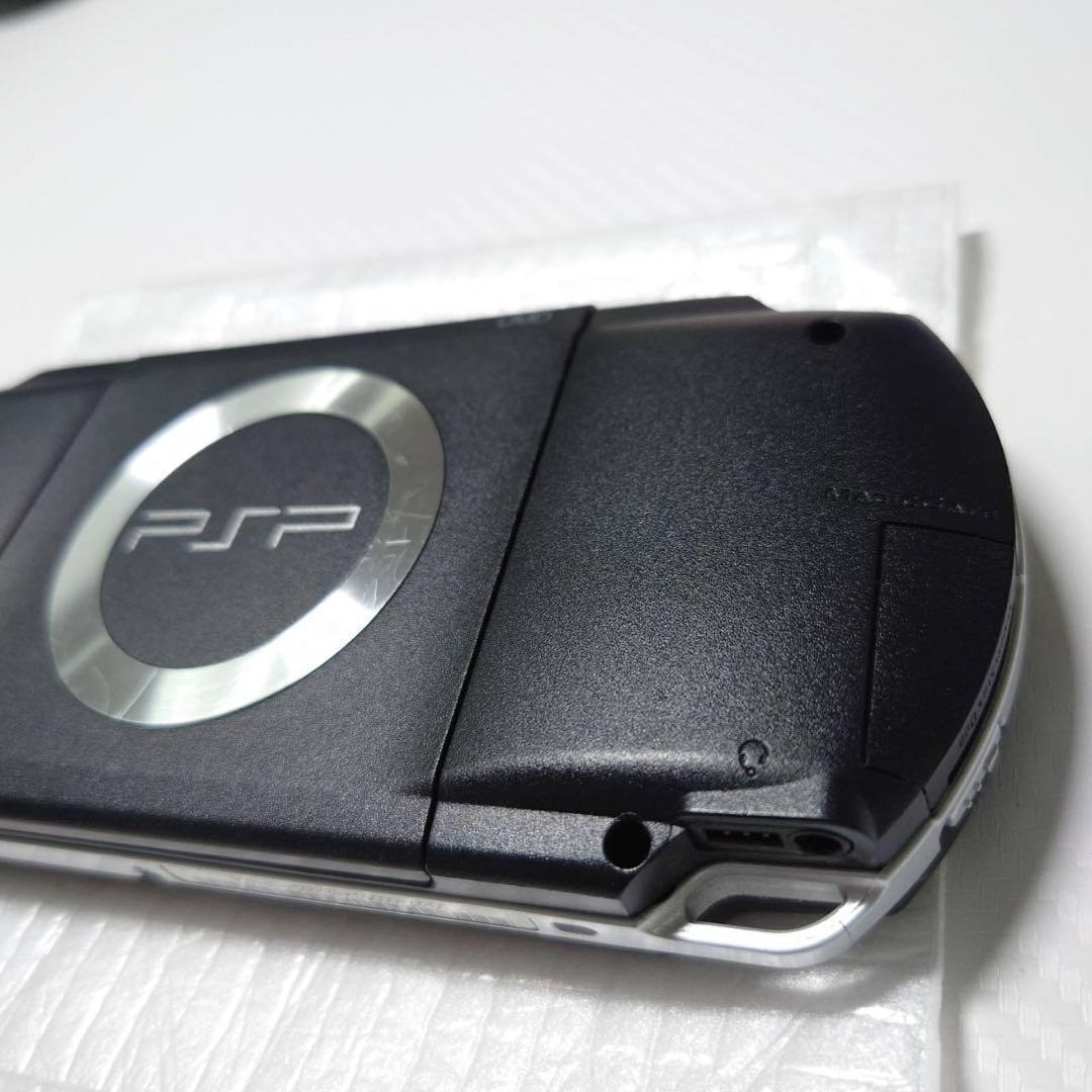 Sony PSP 1000 Black Value Pack Almost Unused Complete in Box 6761