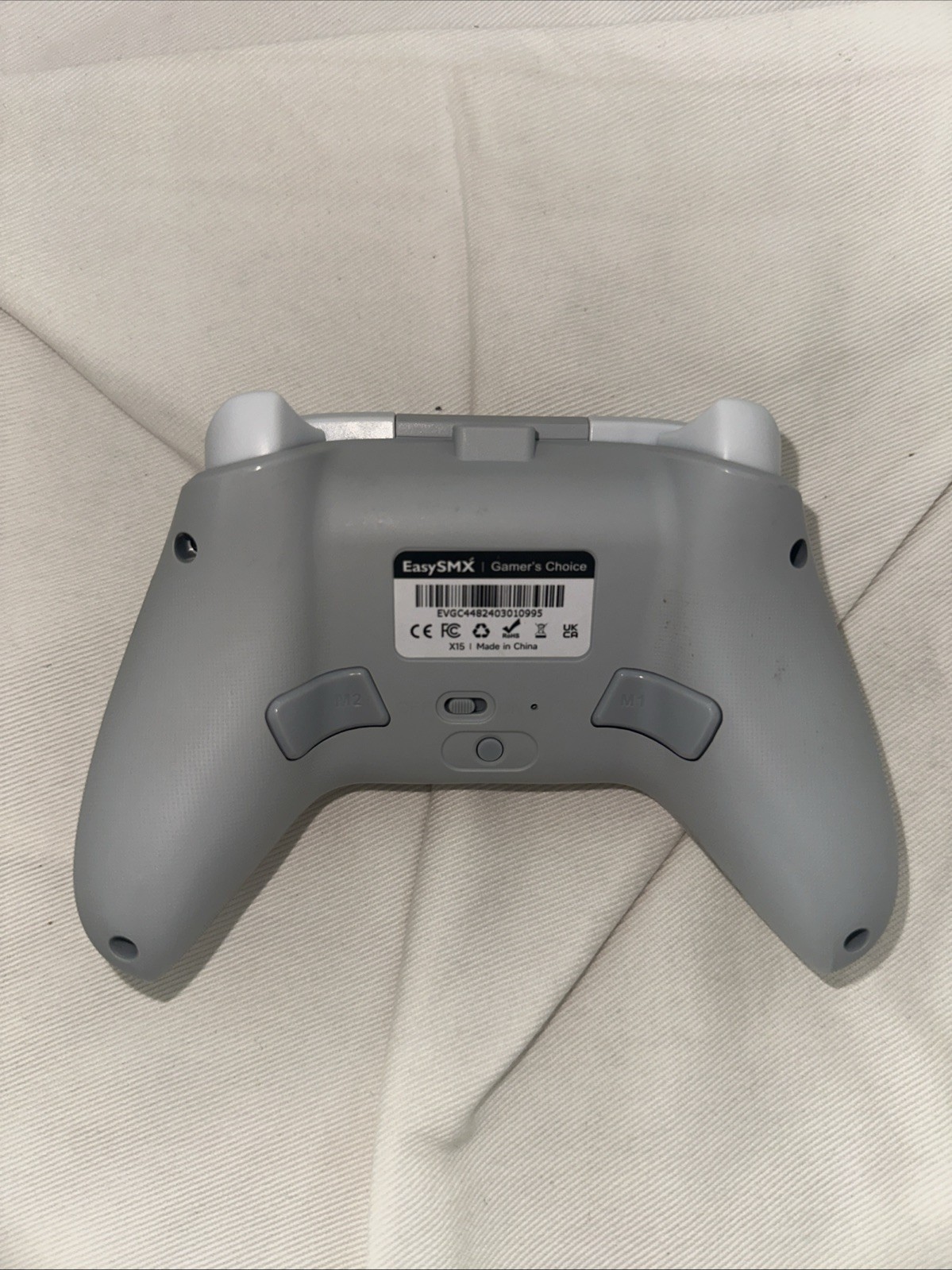 EasySMX X15 RGB Wireless Gaming Controller (White/Red Edition)