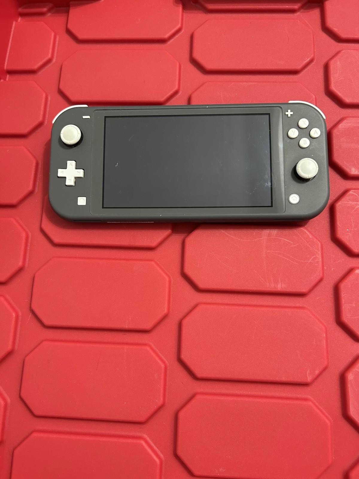 Nintendo Switch Lite + Grip Case + Splatoon 2 (Authentic) Game