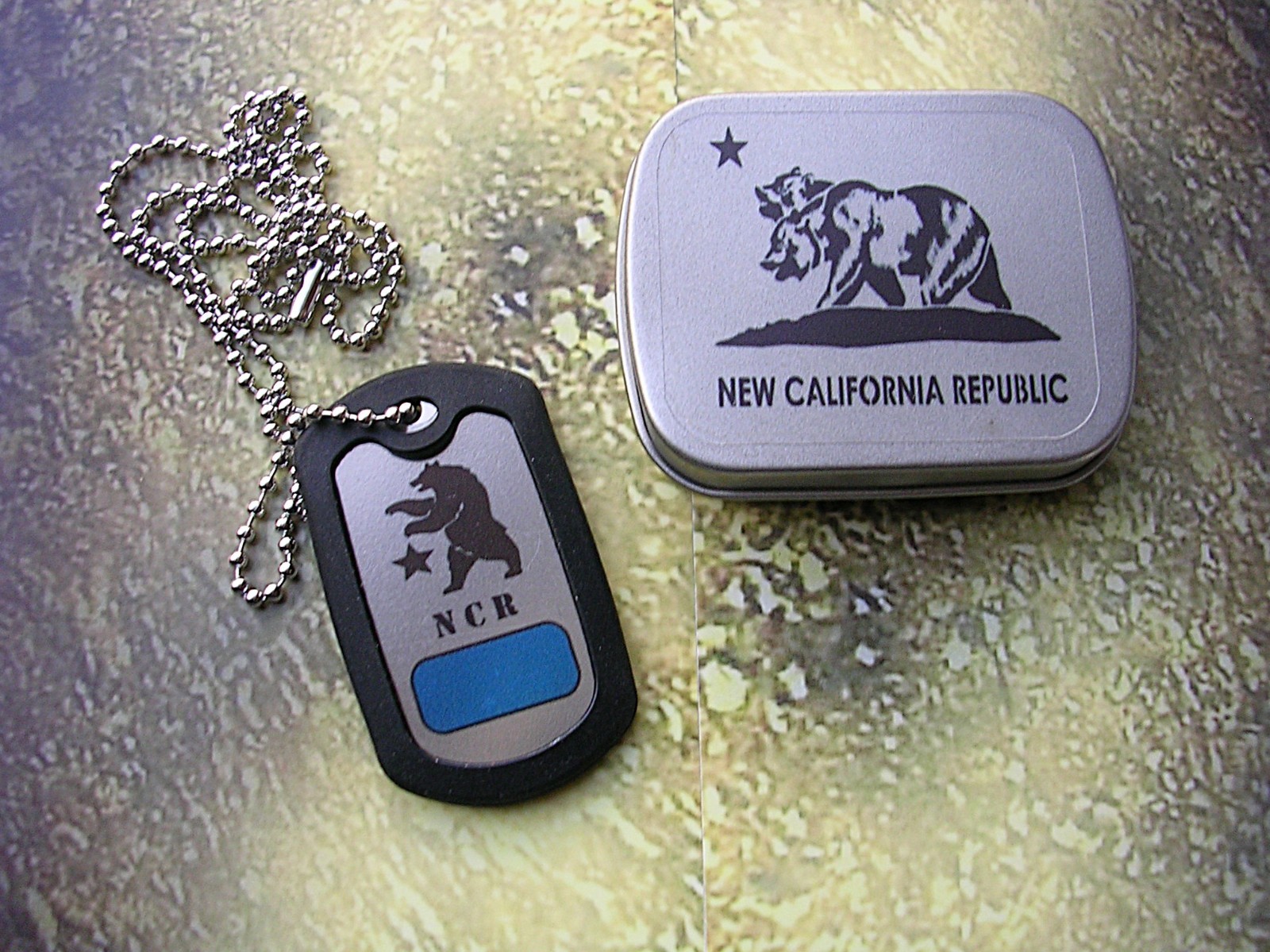 New Vegas NCR Dog tag in custom mini tin Cosplay Prop Gift