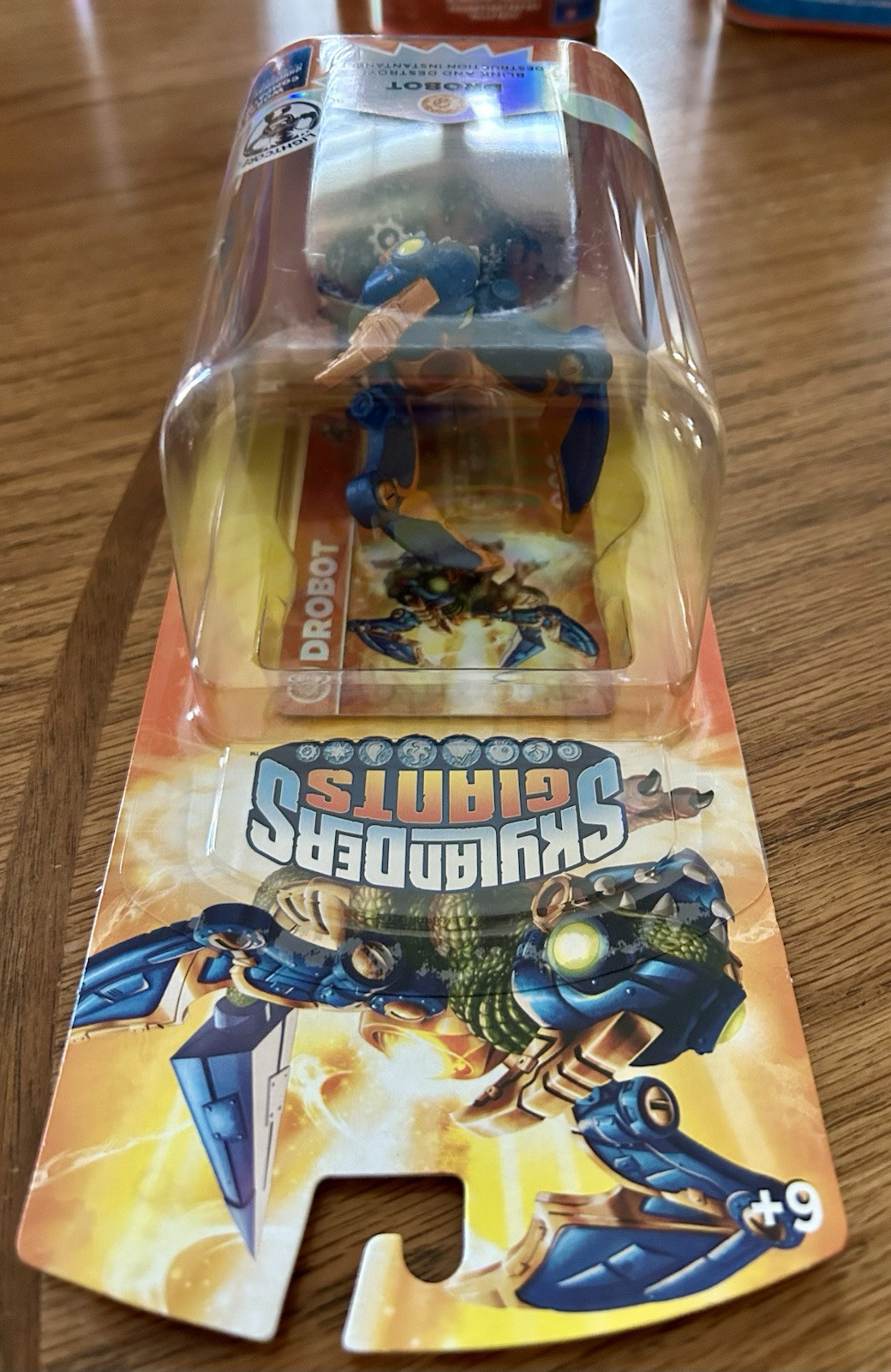 Skylanders Giants Lightcore Drobot NEW UNOPENED- See PICTURES LIGHTS UP