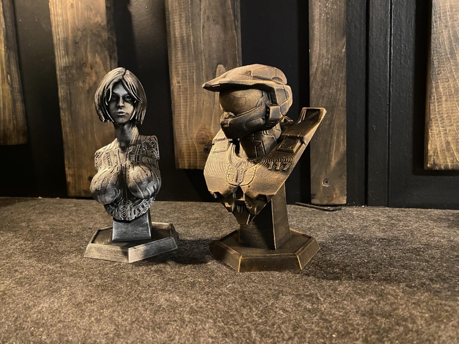 Halo Master Chief And Cortana Statue 6in