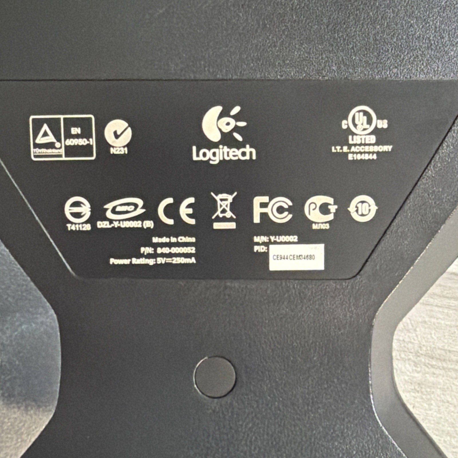 Logitech G13 Advanced Gameboard USB Gaming Pad Controller 25 Key Joystick stick