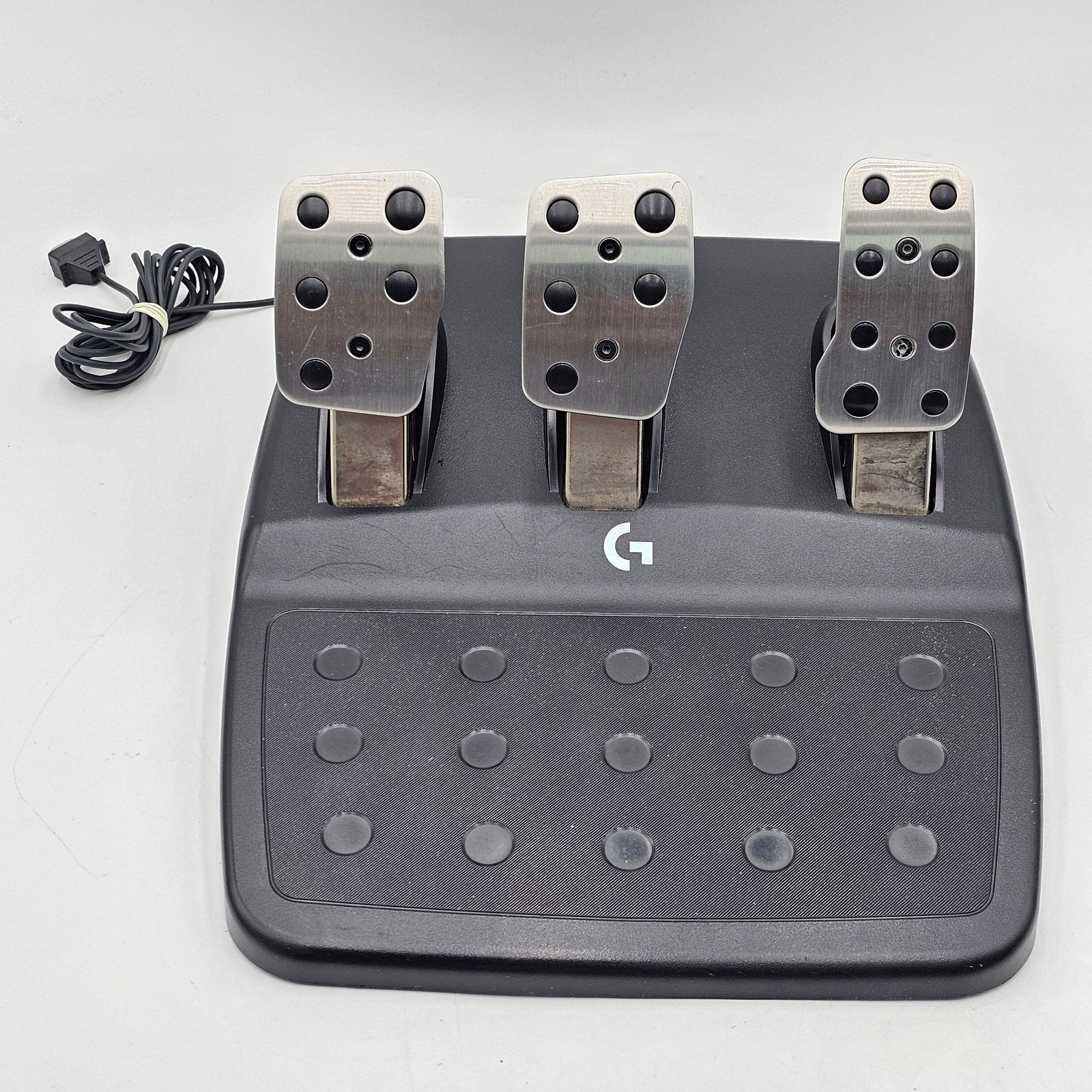 Logitech G923 Racing Wheel and Pedals 841-000060