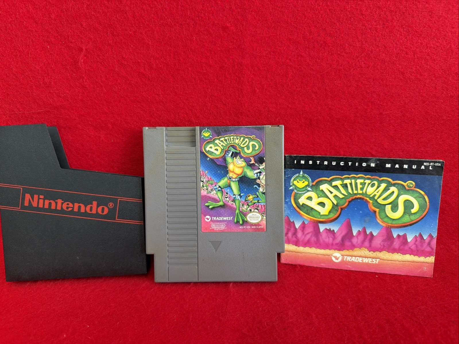 Battletoads original Nintendo NES Game Cartridge 1985 Tested 80s Vibes working