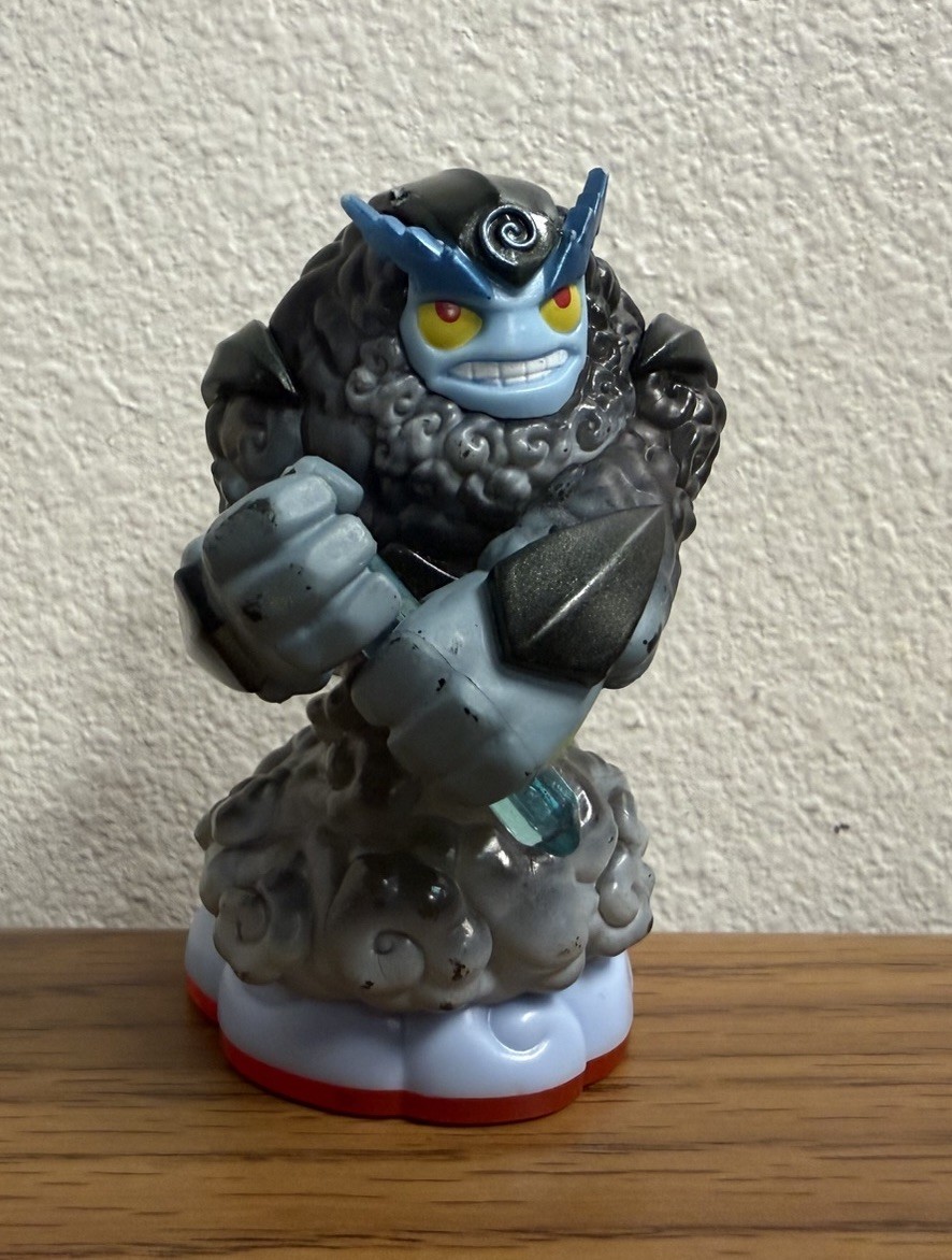 Skylanders Trap Team Thunderbolt Master Figure 87171888 Tested ** MISSING BOLT *