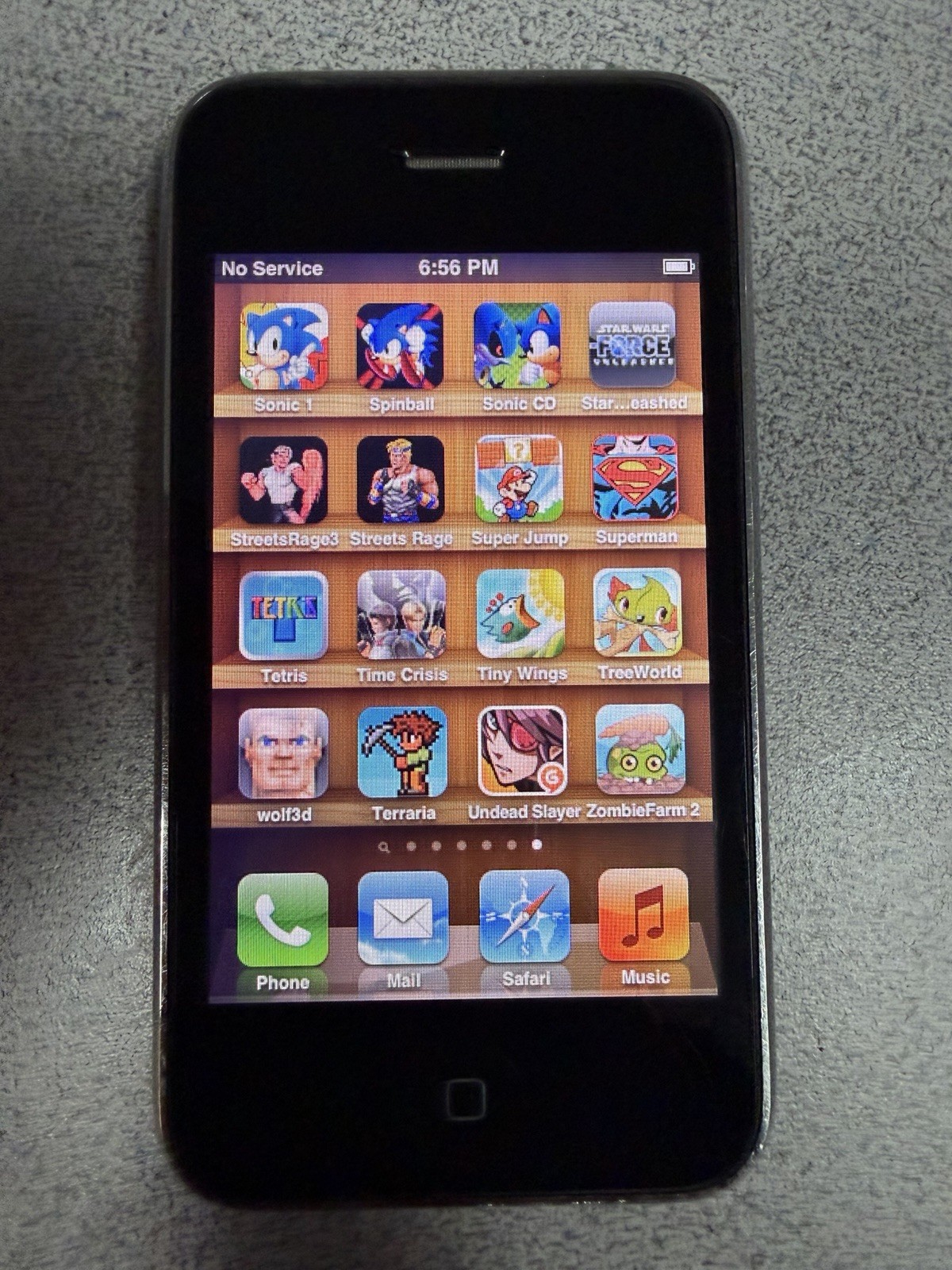 80 Games iPhone 3GS 8GB AT&T Rare Games Voltron Resident Evil Retro