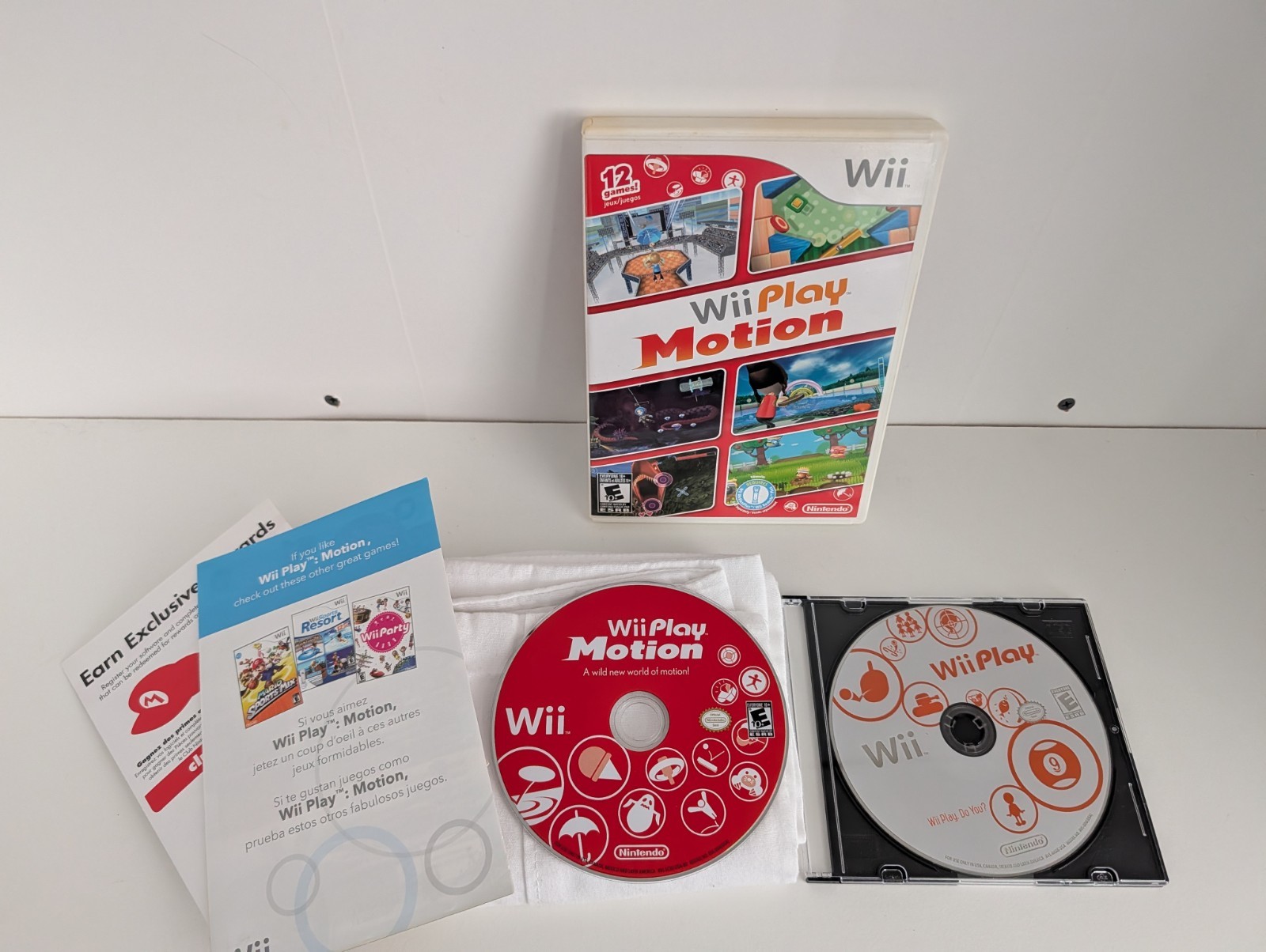 Wii Play Motion & Wii Play Nintendo Wii Game With Inserts Tested