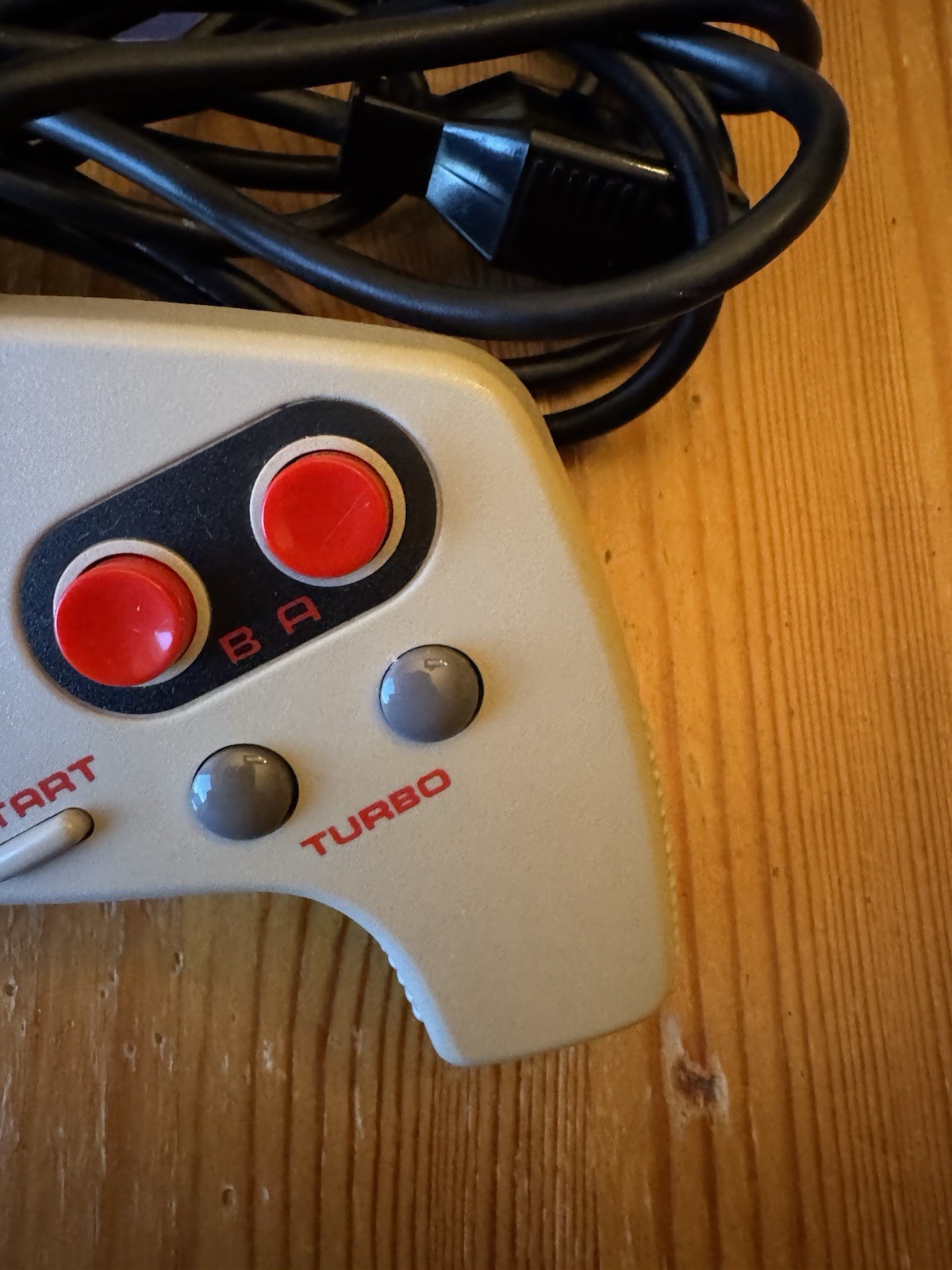 Nintendo NES Max Turbo Controller OEM Model NES-027 With Manual