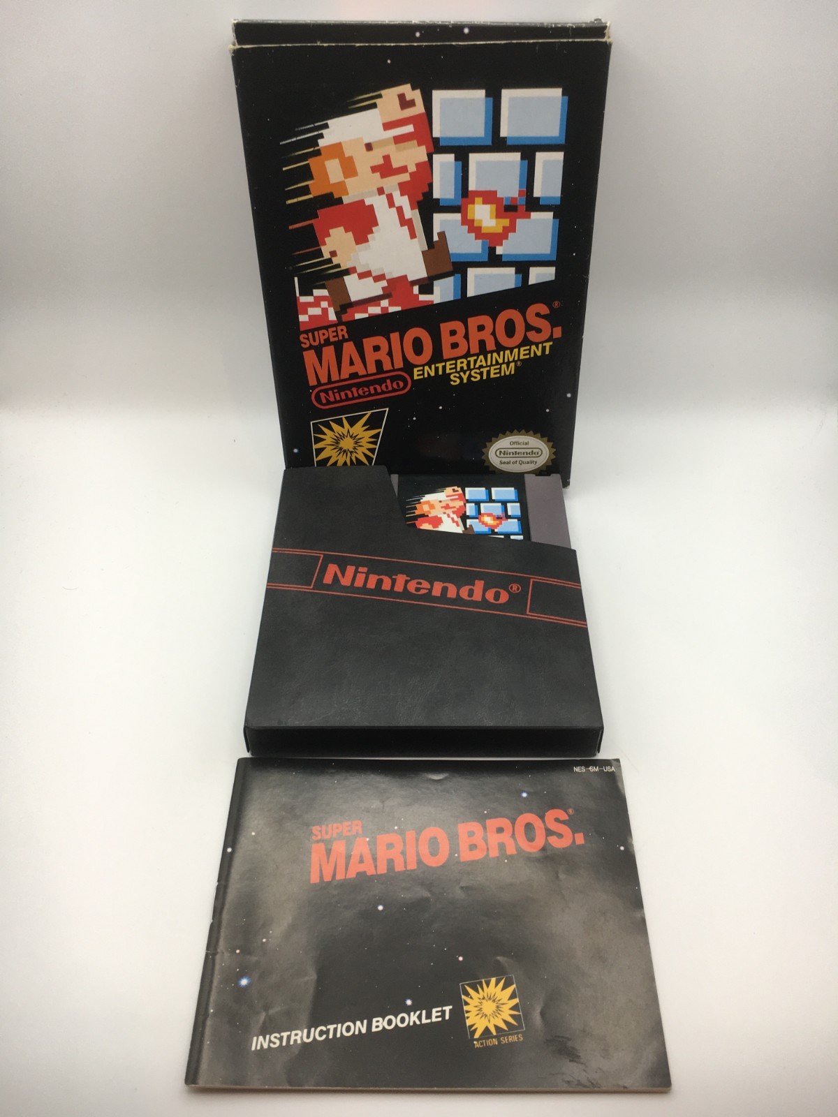 Nintendo NES 1985 – Super Mario Bros. w/ Box, Sleeve & Manual
