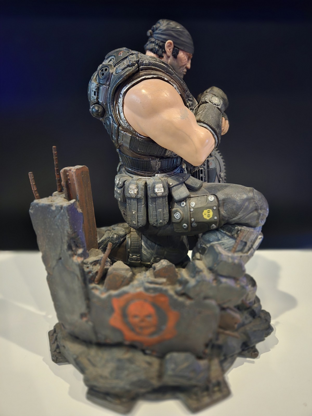 Gears of War 3 Collectors Edition Marcus Fenix Statue