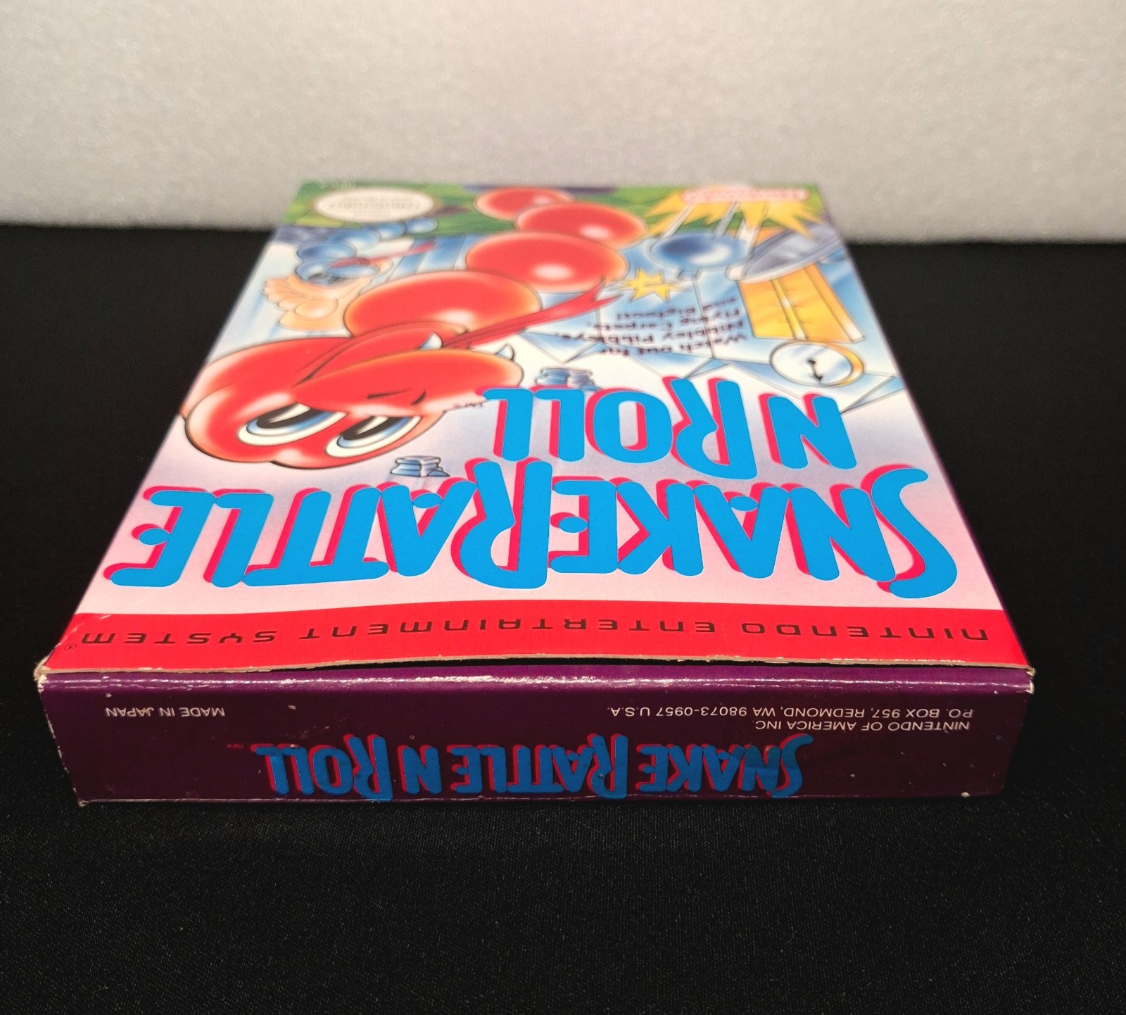 Snake Rattle n Roll (Nintendo NES, 1990) Box Only Very Good Condition