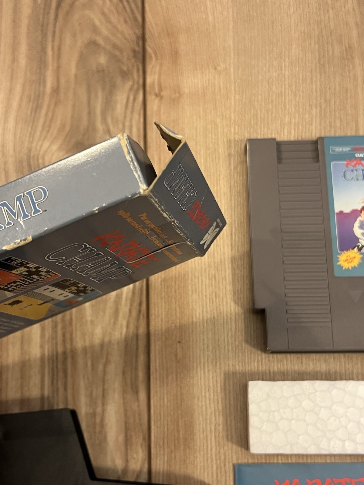 Karate Champ (Nintendo NES, 1986) CIB Complete 5-Screw w/ Hangtab Tested