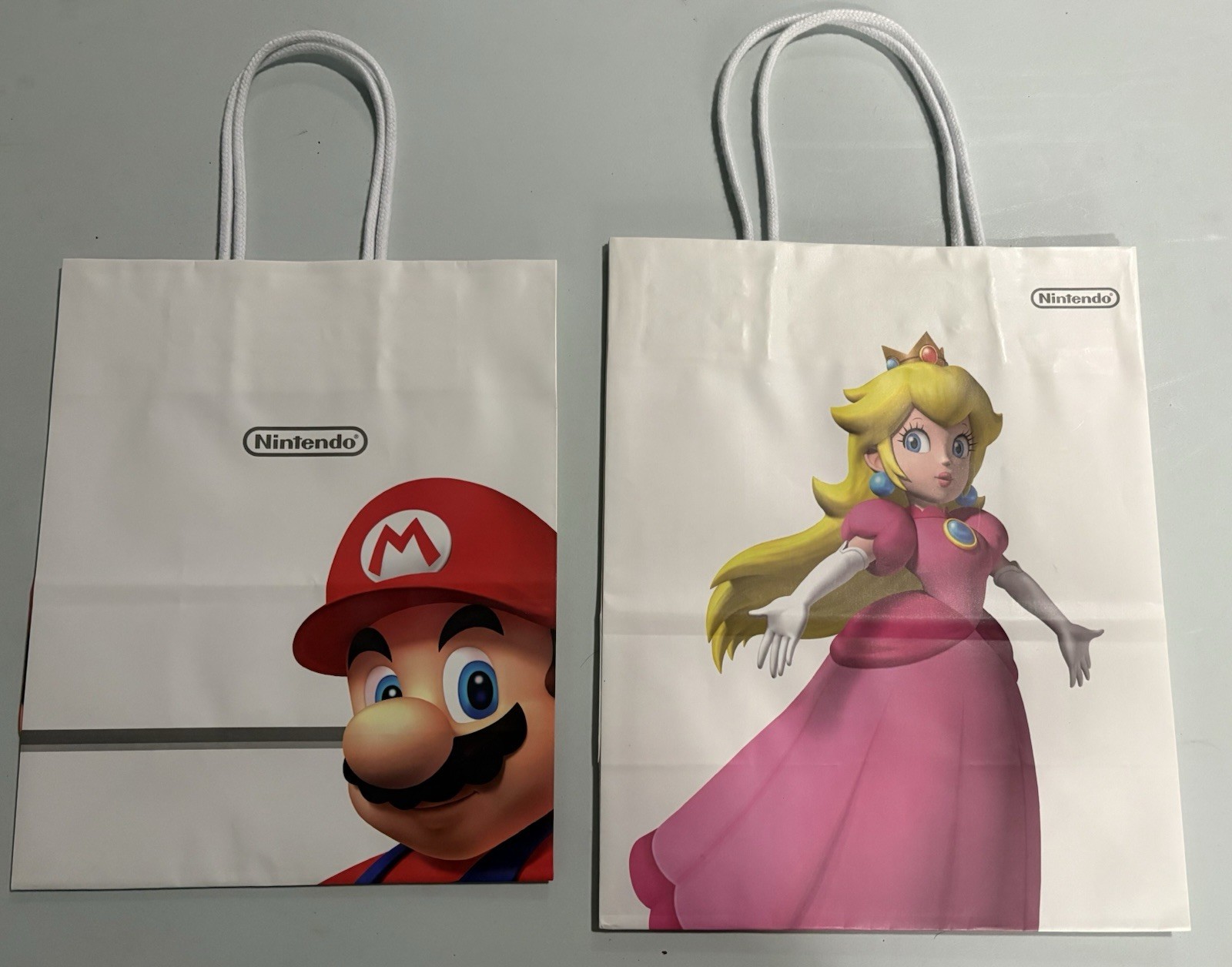Nintendo Super Mario Bros + DK Yoshi Peach Promotional Gift Bag Lot unused 2009