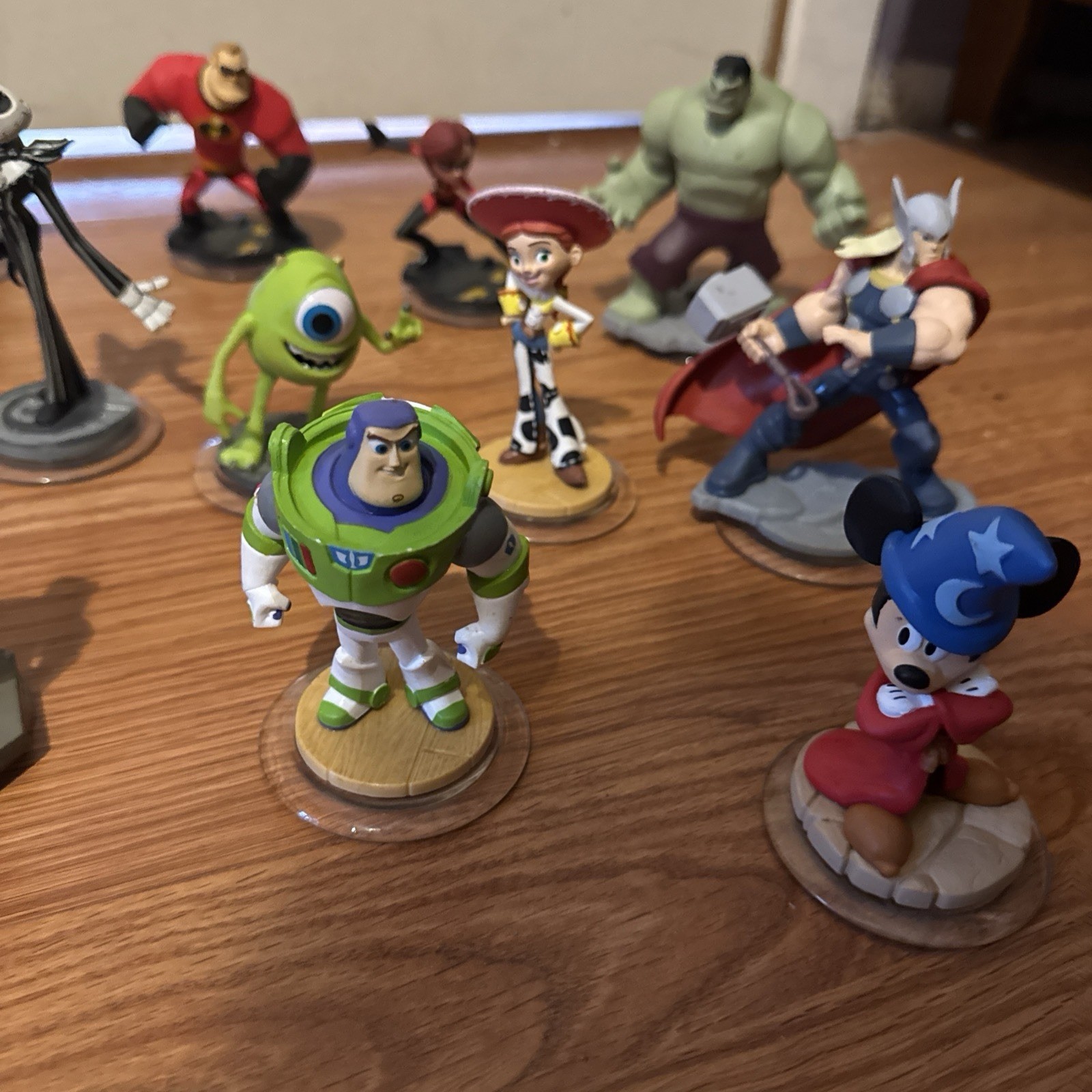 Disney Infinity – Figures and Playsets