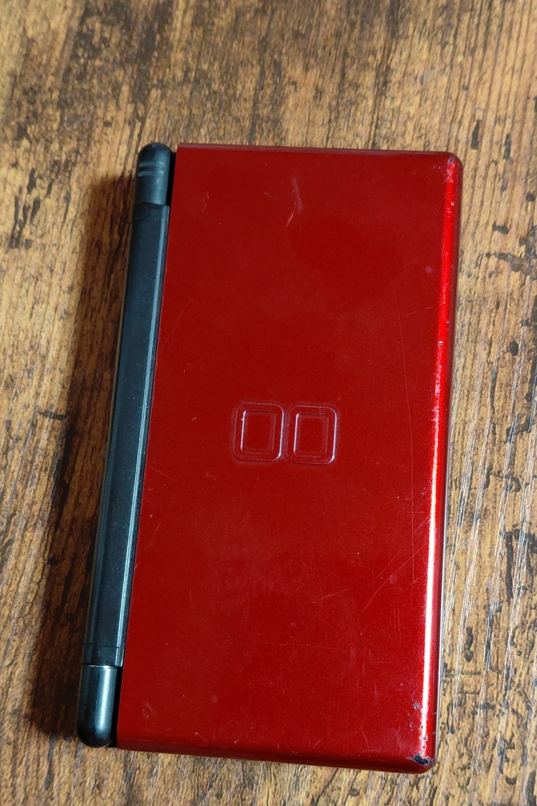 Nintendo DS LITE Handheld System – Flame Red