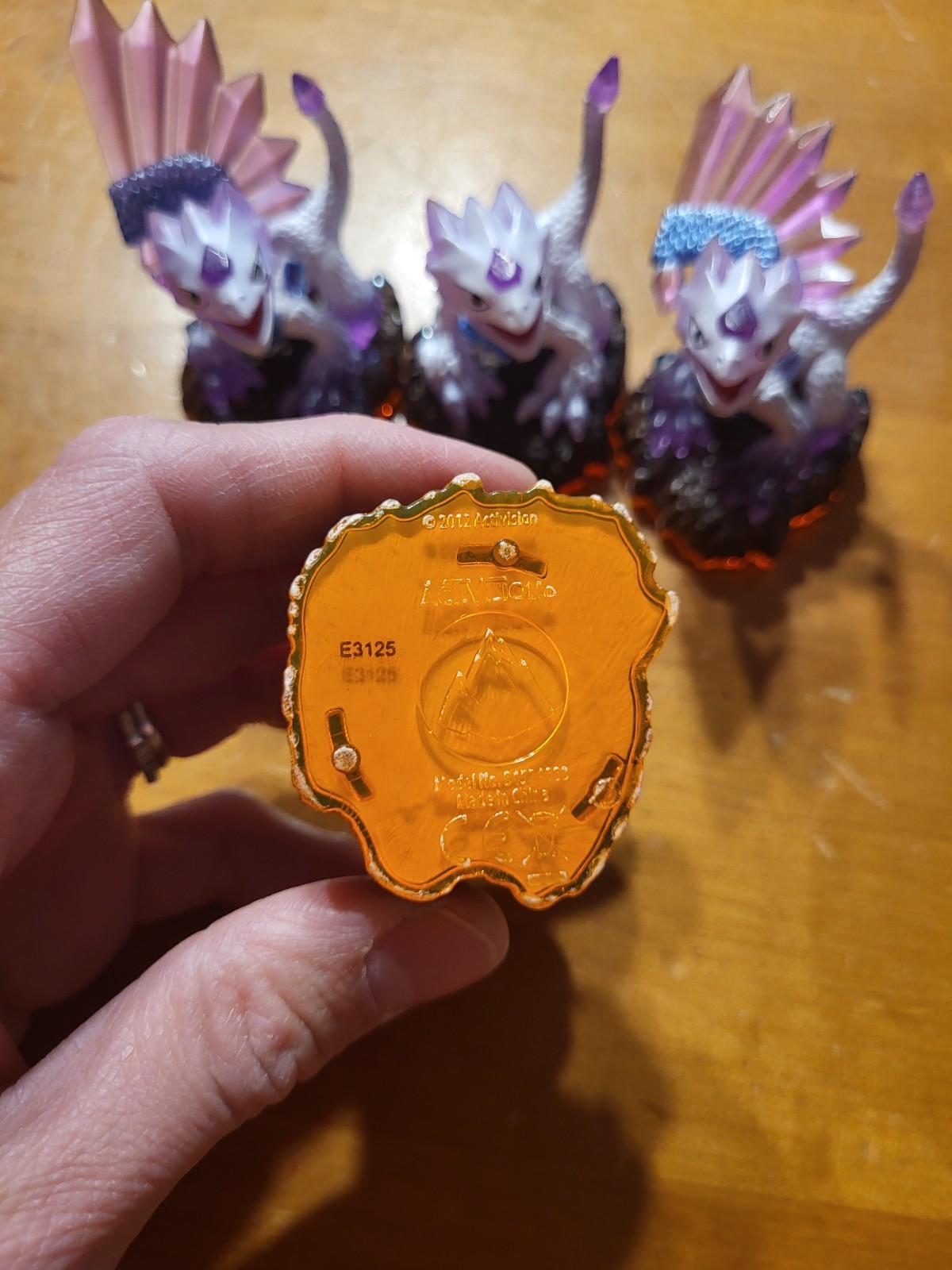 Activision Skylanders Giants FLASHWING Orange Base Figure DAMAGED READ