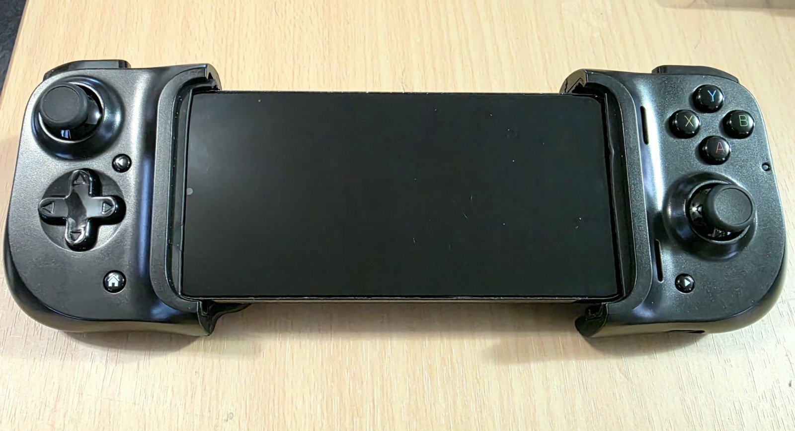 Razer Kishi Black Mobile Gaming Controller for Android USB-C, Model RZ06-0290