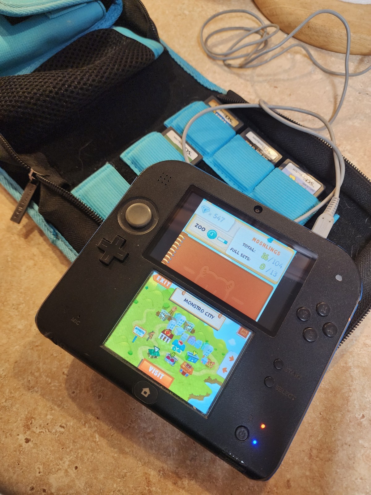 Nintendo 2DS Black/Blue Console Bundle W/ Case Charger & (5) Games *Tested
