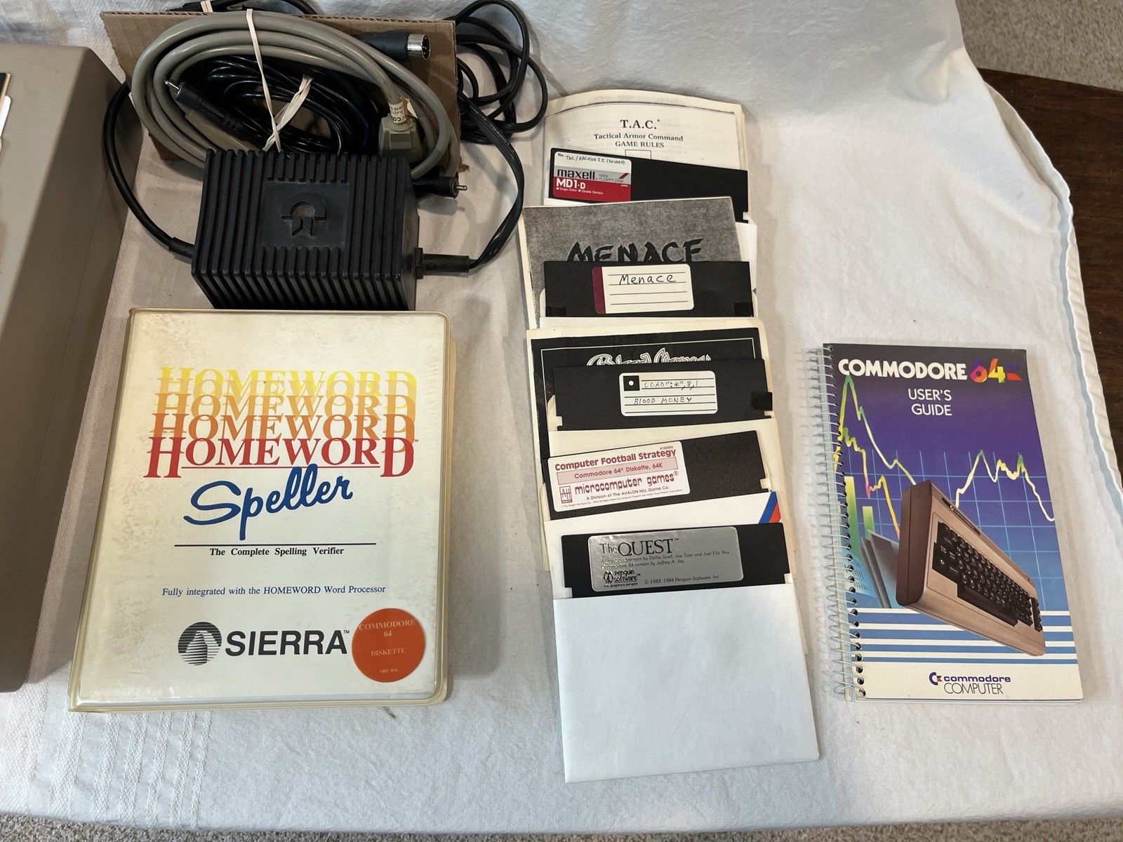 Commodore 64 Console + 1541 Disk Drive + Box/Accessories: Powers On – No Video