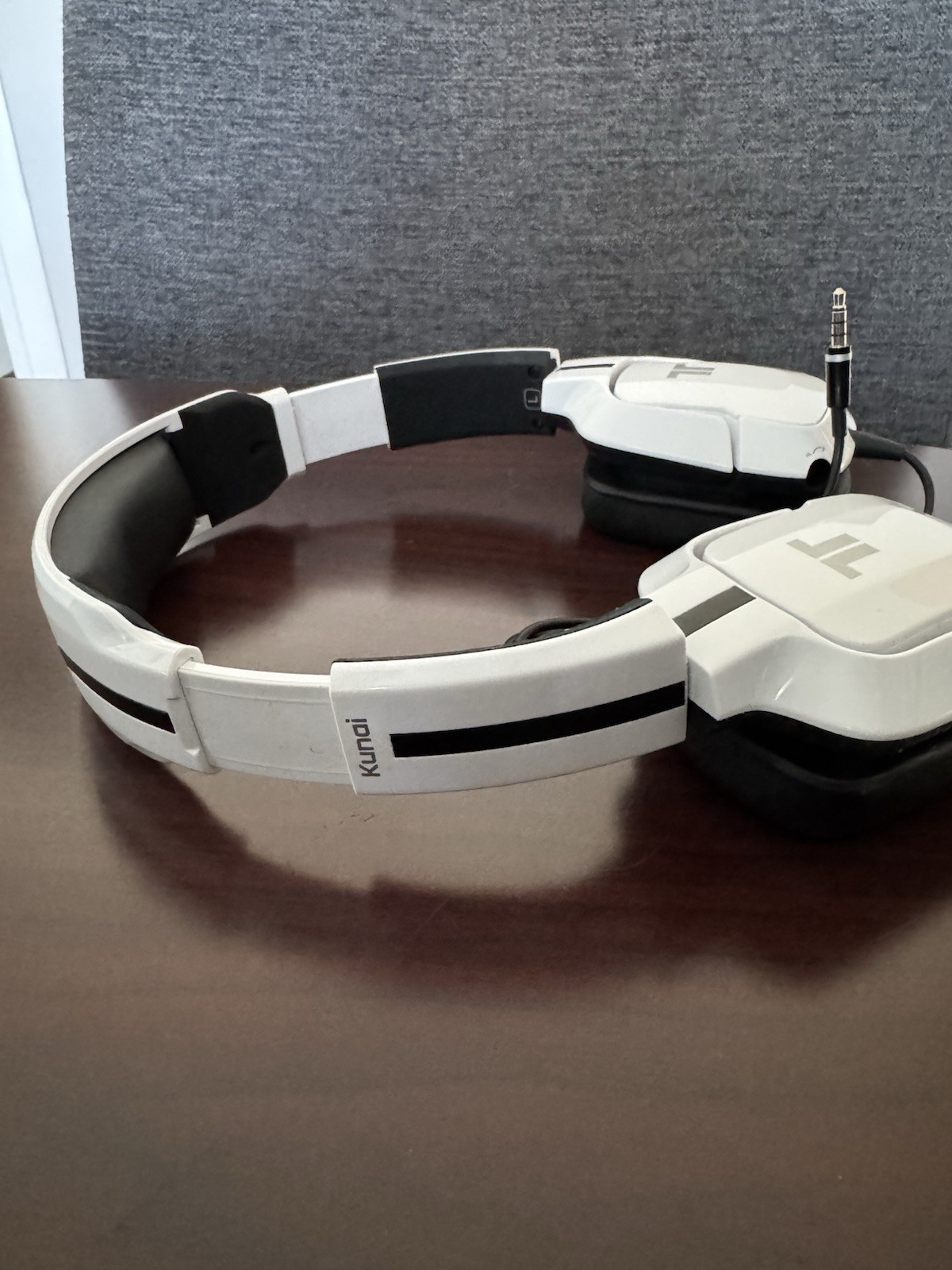 Tritton Kunai White Black Over-Ear Gaming Headset 3.5mm Jack DoubleNo Microphone