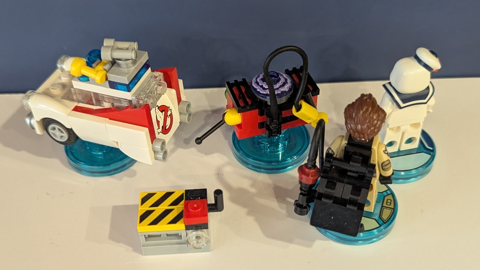 LEGO Dimensions Ghostbusters Venkman Ghost Trap Stay Puft Marshmallollow Ecto 1