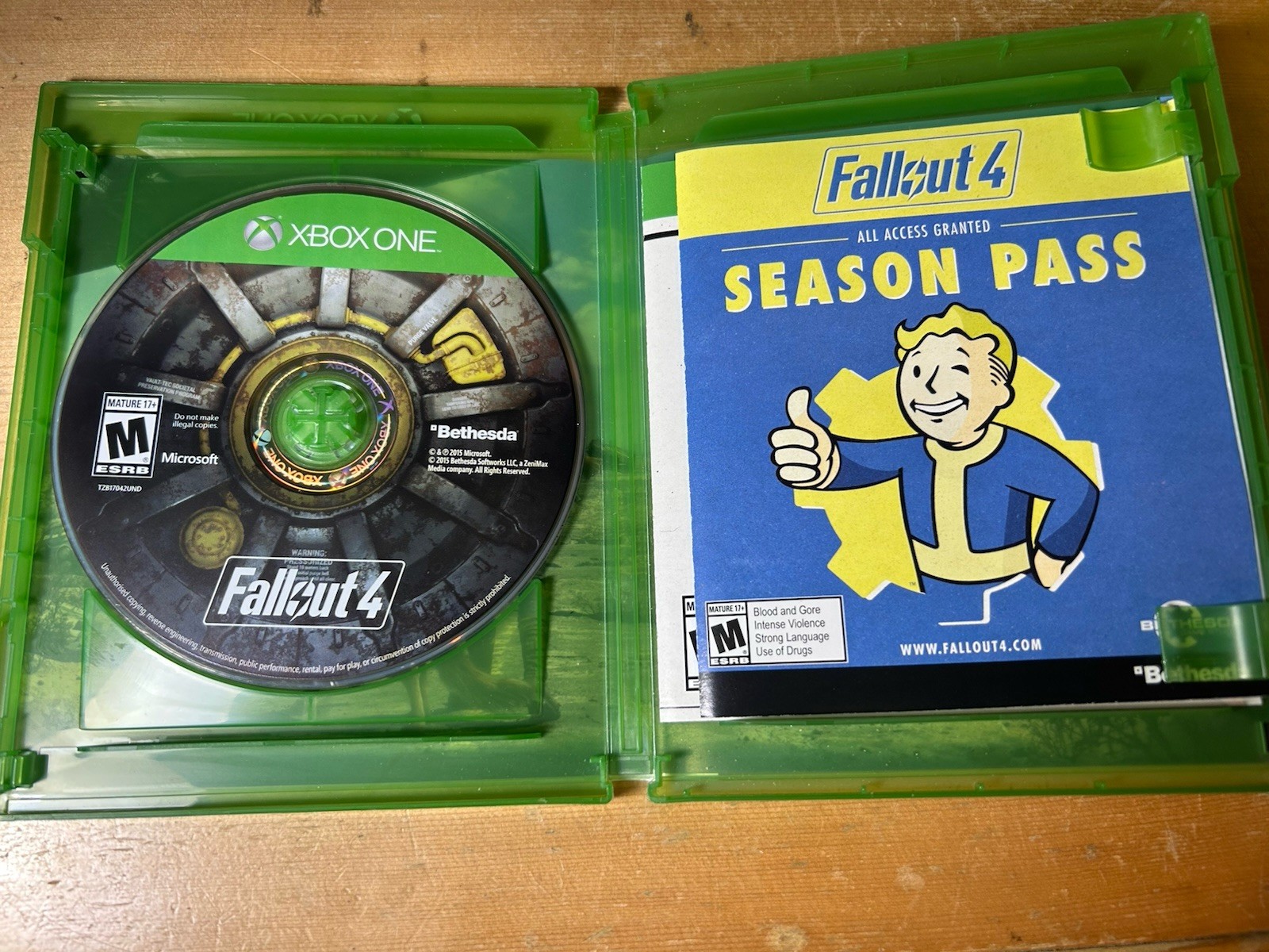 Fallout 4 (Microsoft Xbox One, 2015) Complete and Tested Ships Free