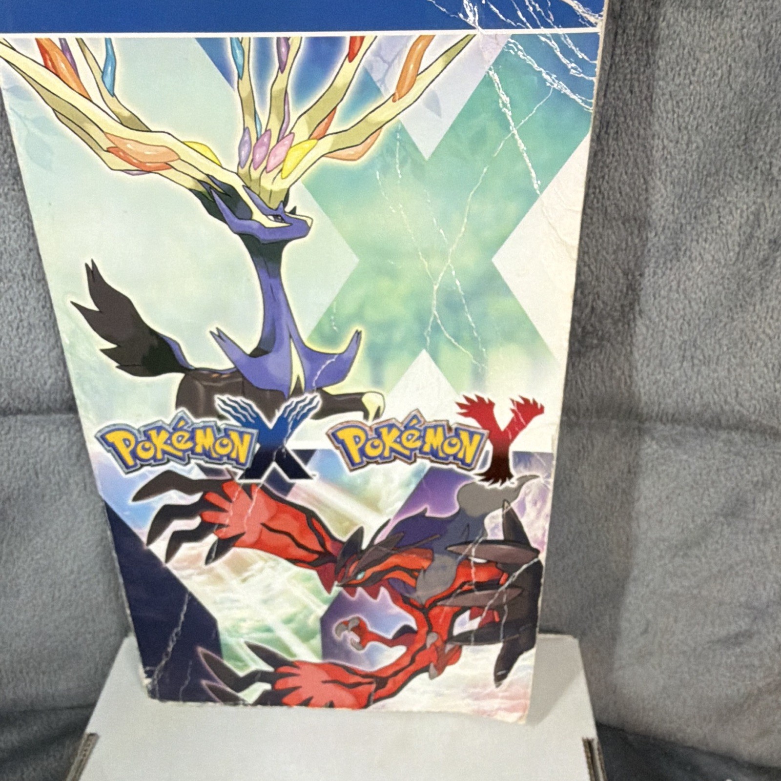 The Pokemon Company Pokemon X & Y Guidebook w/ Figures & Official Poster Map