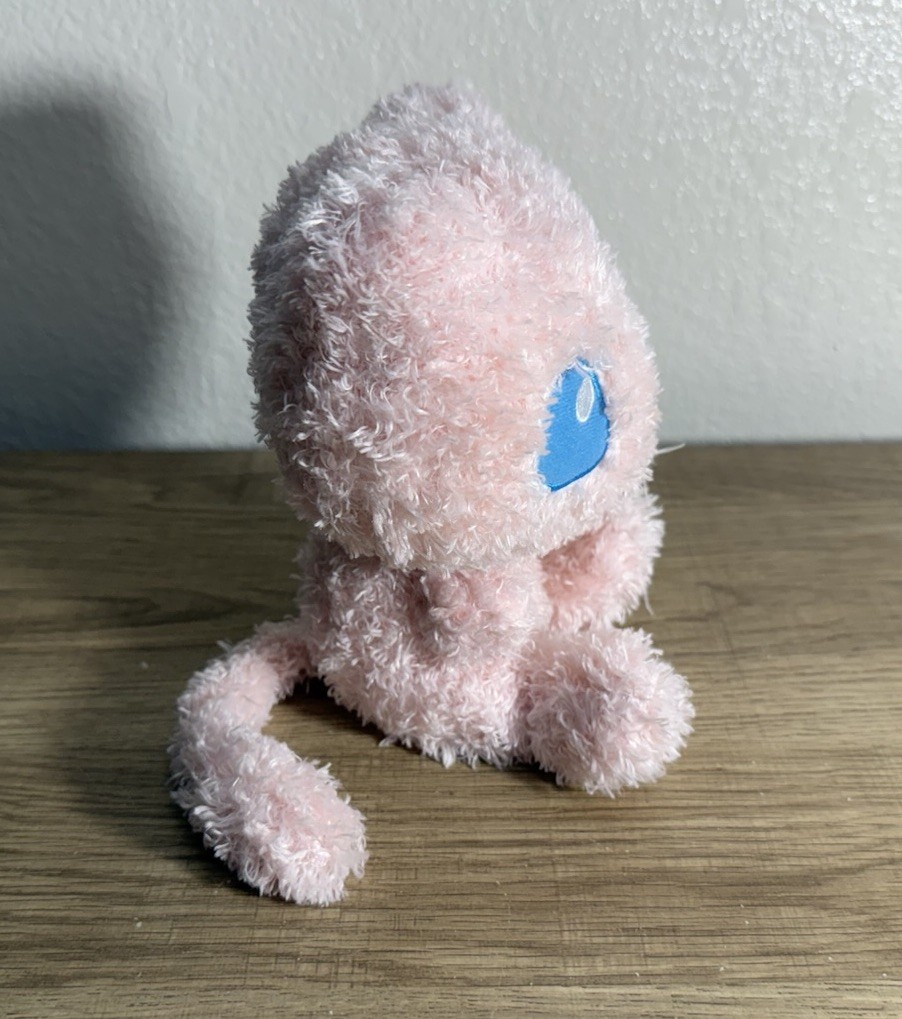Pokémon Mew Sekiguchi MokoMoko Plush 7” Japan Import Pink Rare Nintendo Doll