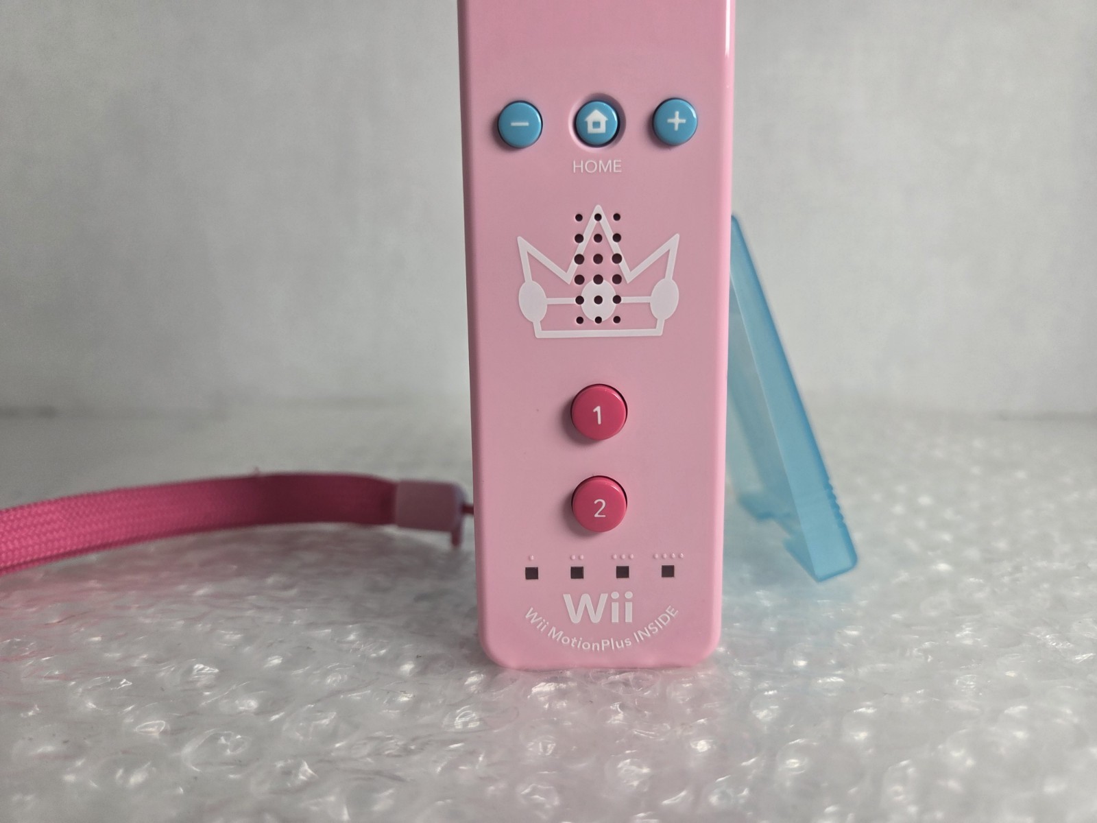 Nintendo Wii U Motion Plus Remote Controller Princess Peach OEM RVL-036 Tested