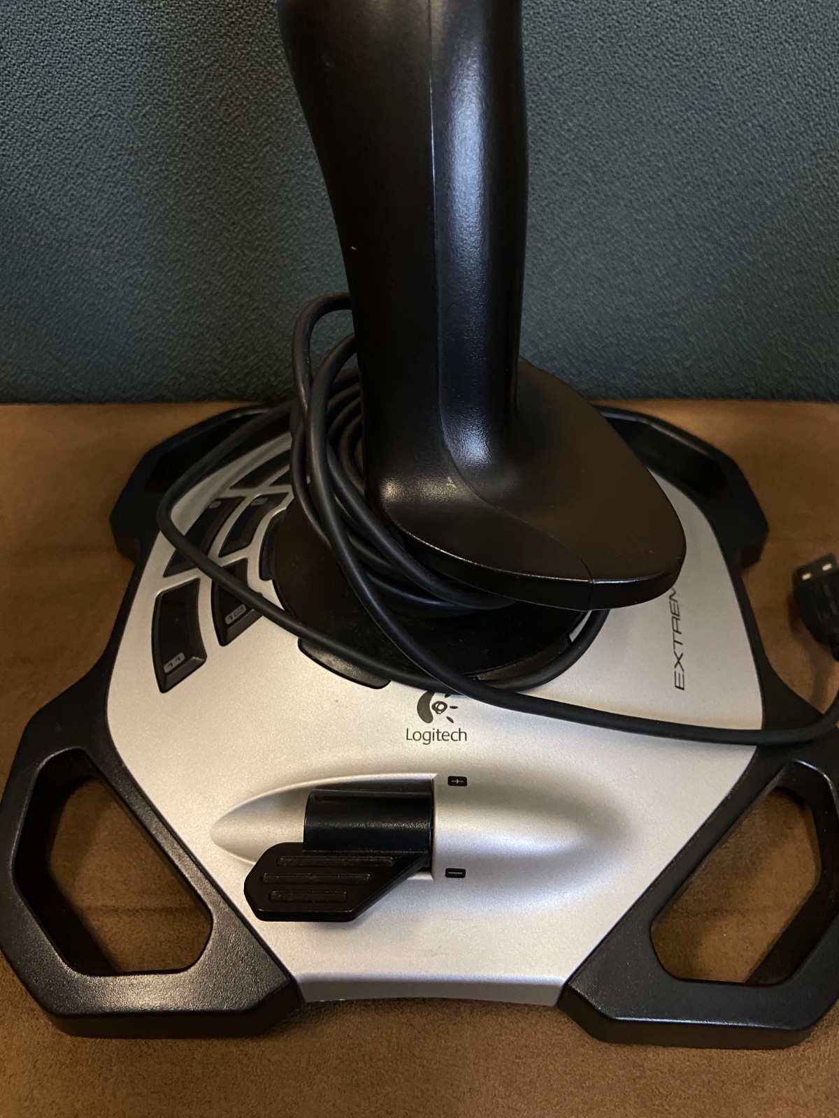 Logitech Extreme 3D Pro Flightstick Joystick for PC USB Wired Flight Simulator