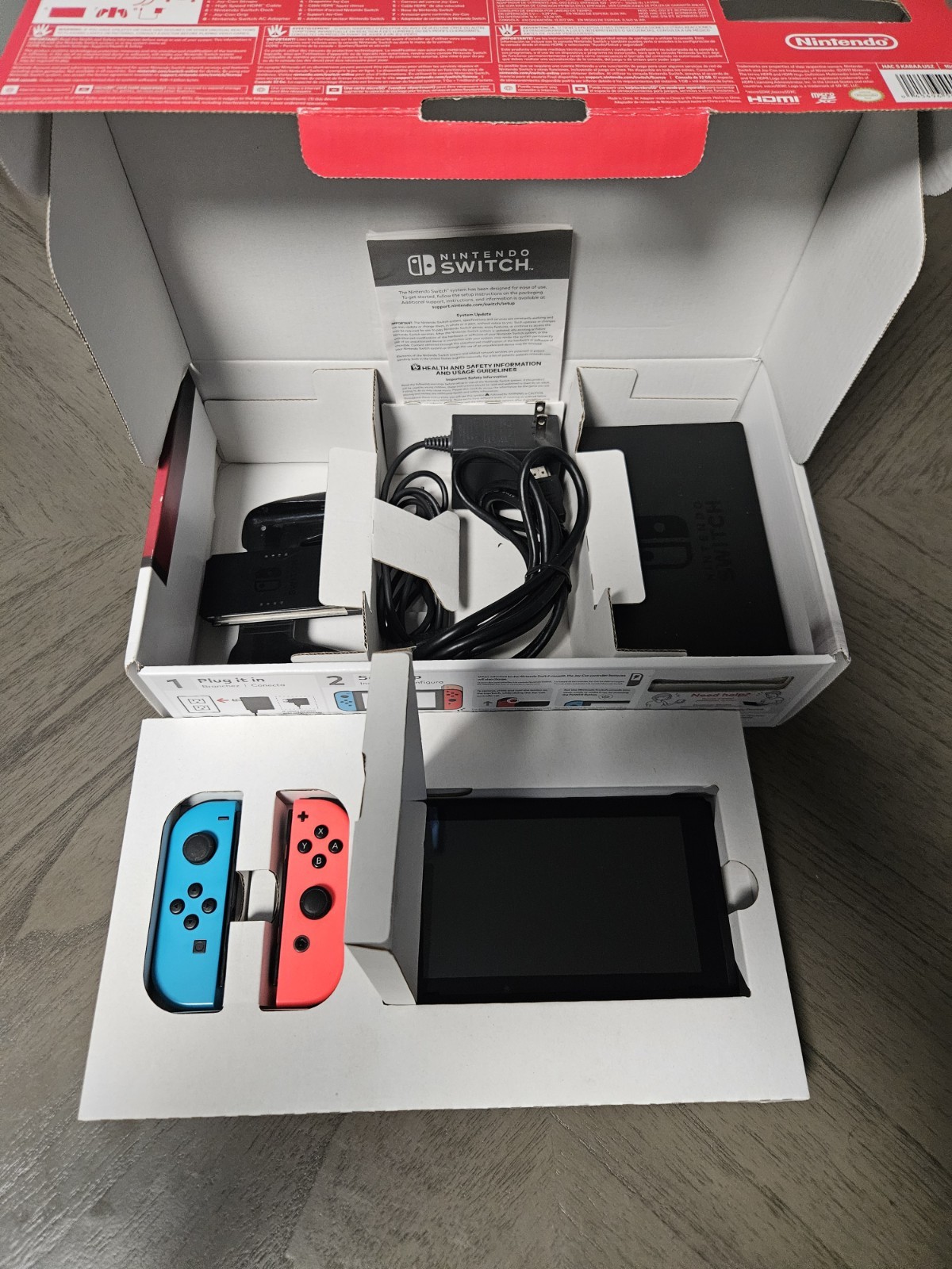 Nintendo Switch Console 32GB Neon Red/Blue Joy-Cons Dock HDMI Region Free Box
