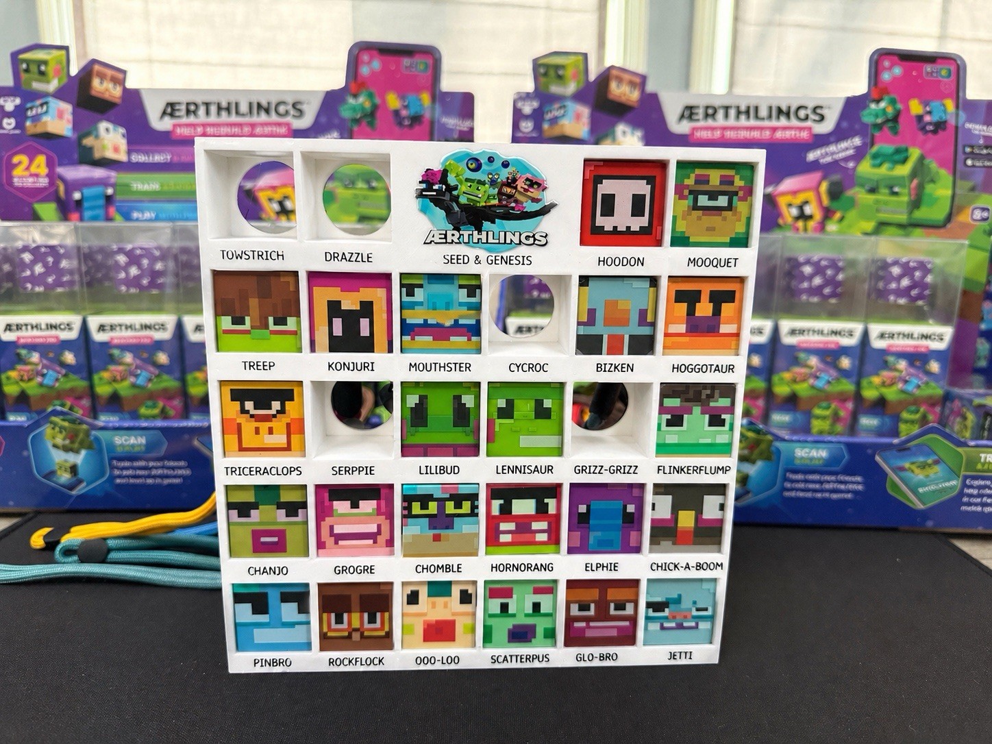 Aerthlings Collector Display Stand and Storage Rack – CHARACTERS NOT INCLUDED