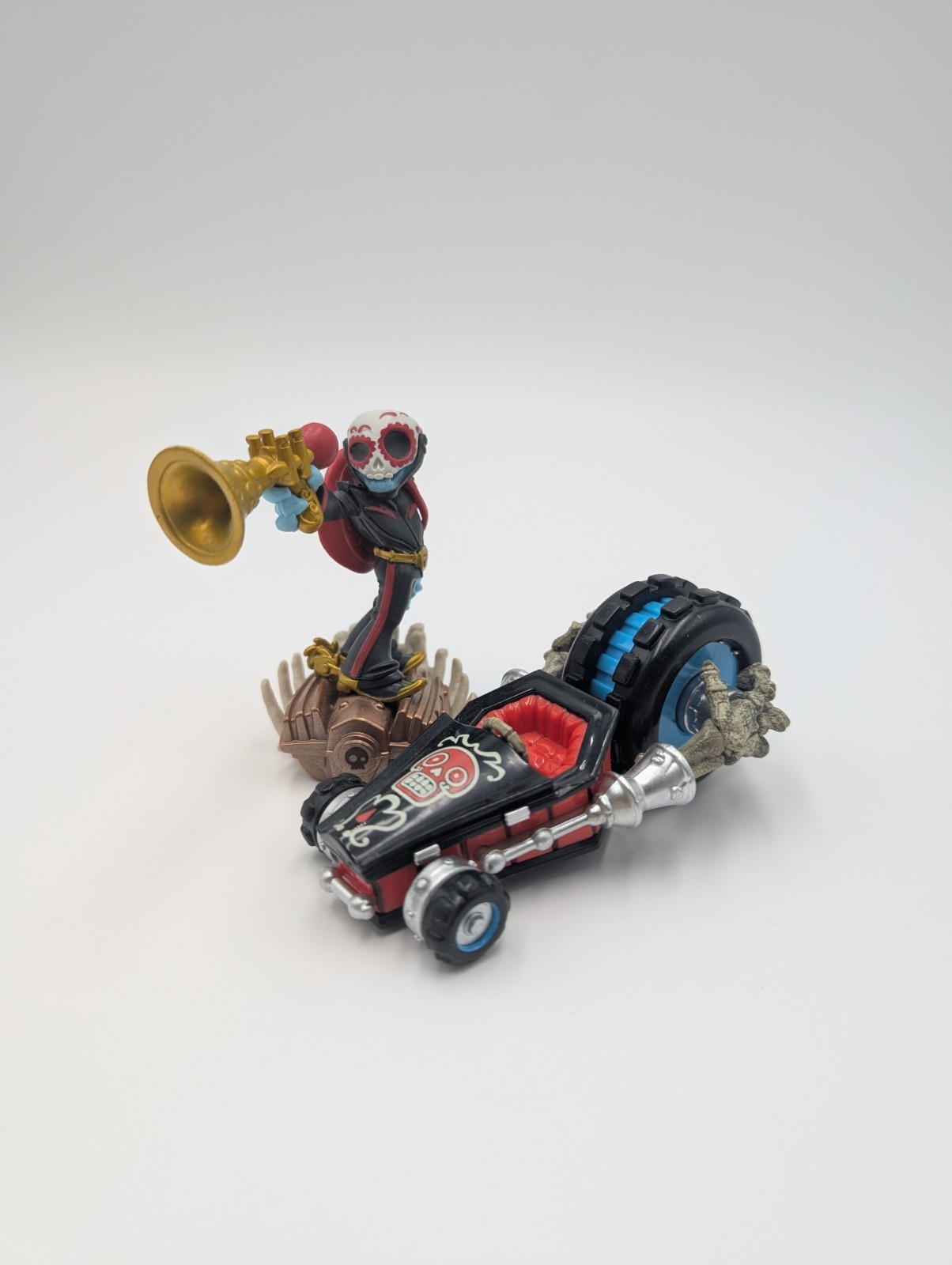Skylanders Superchargers Fiesta and Crypt Crusher