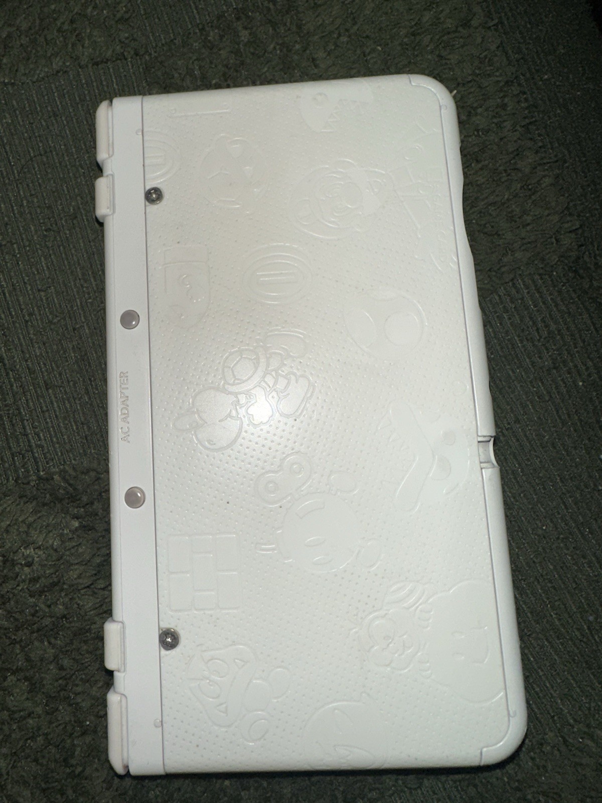 “New” Nintendo 3DS Super Mario White Edition + Games
