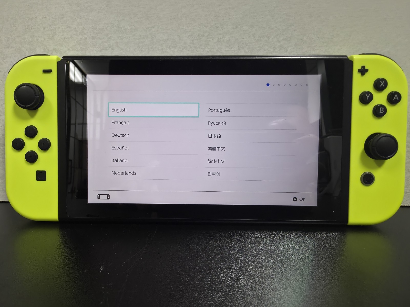 Nintendo Switch Console Tablet & Joycons Only Model: XAW USED/UNTESTED