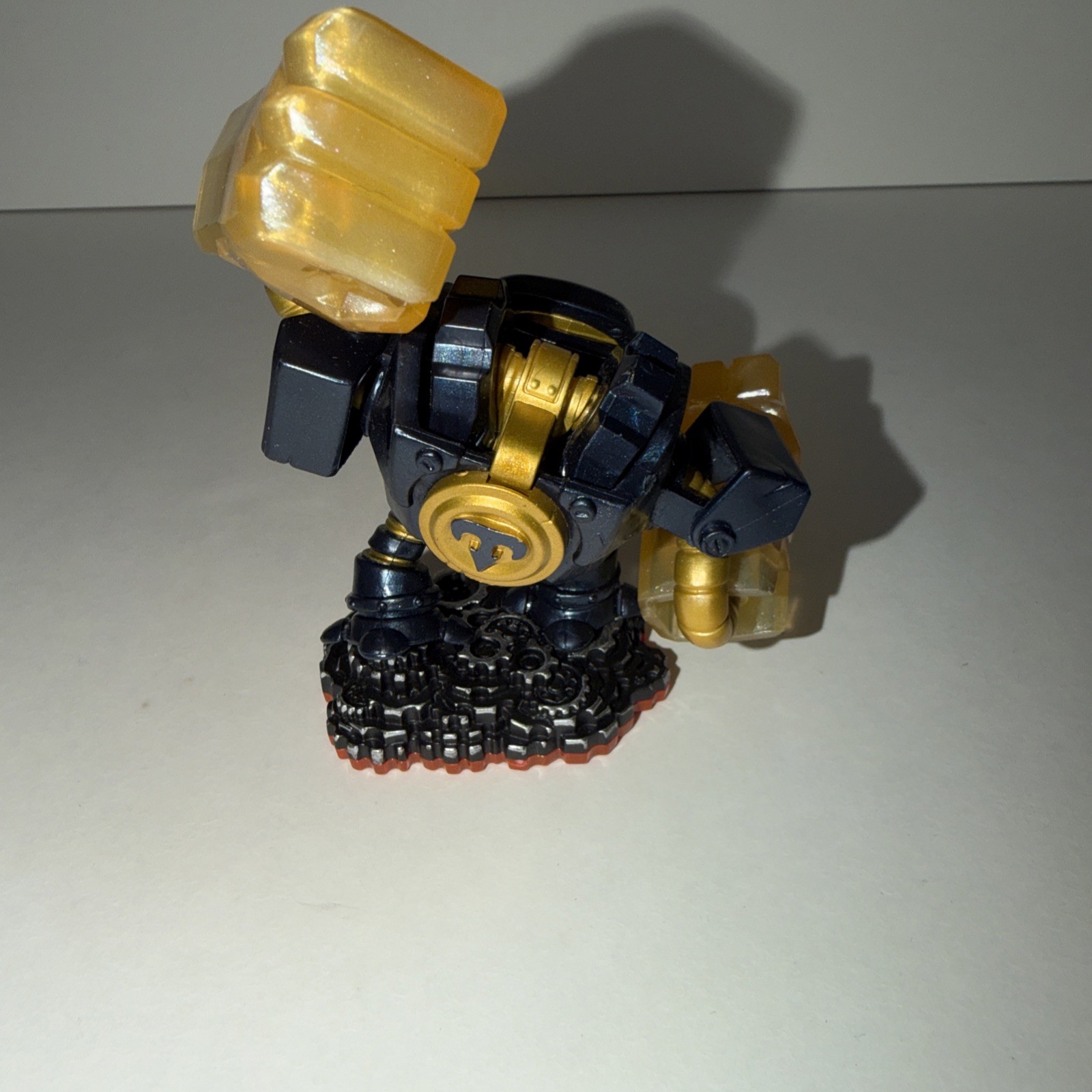 Skylanders Trap Team Trap Master Legendary Jawbreaker Activision